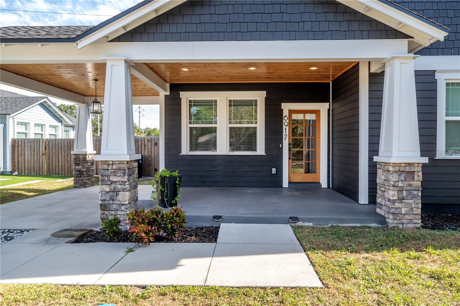 6917 N CENTRAL AVE, TAMPA, FL, 33604
