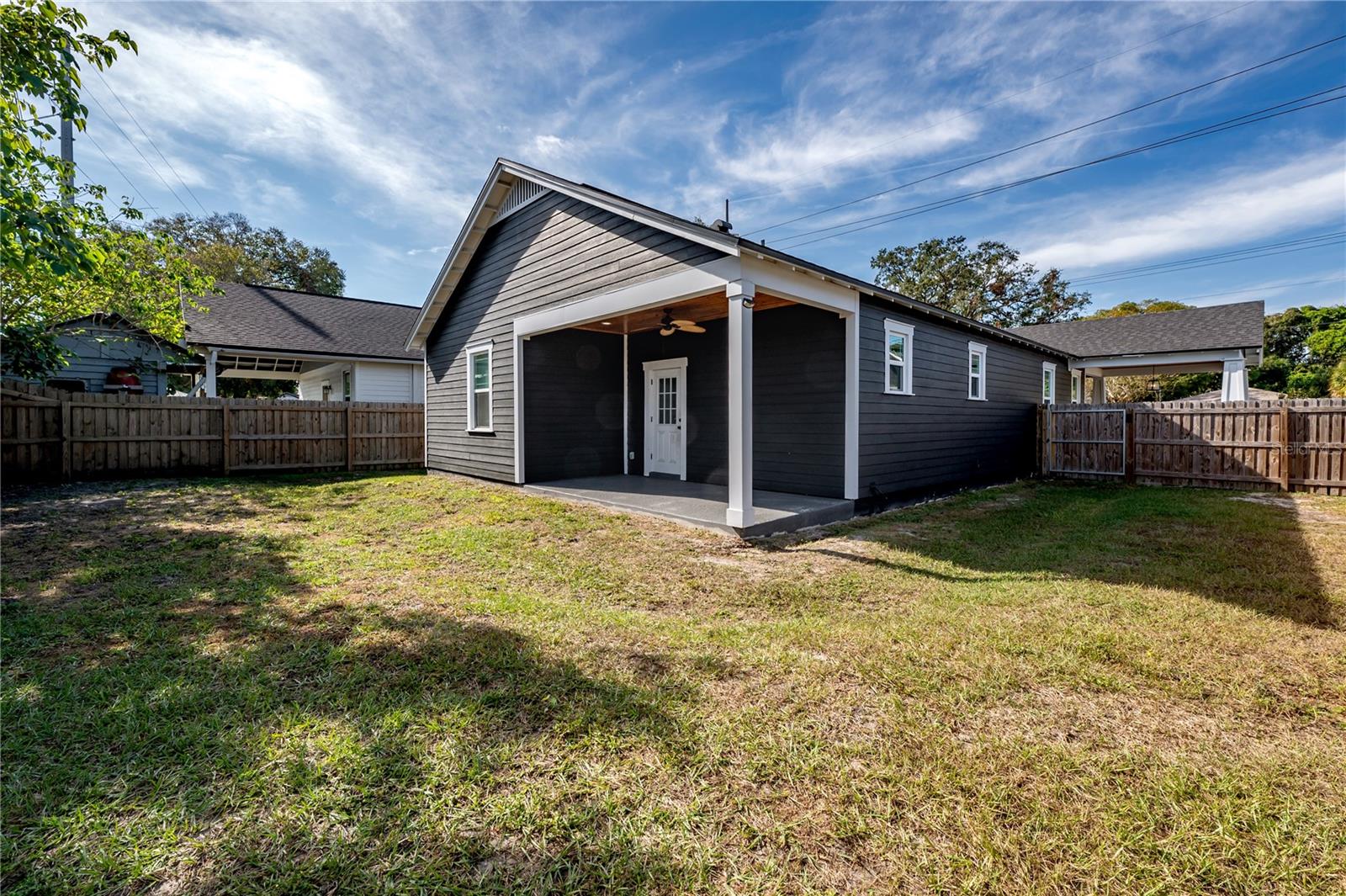 6917 N CENTRAL AVE, TAMPA, FL, 33604