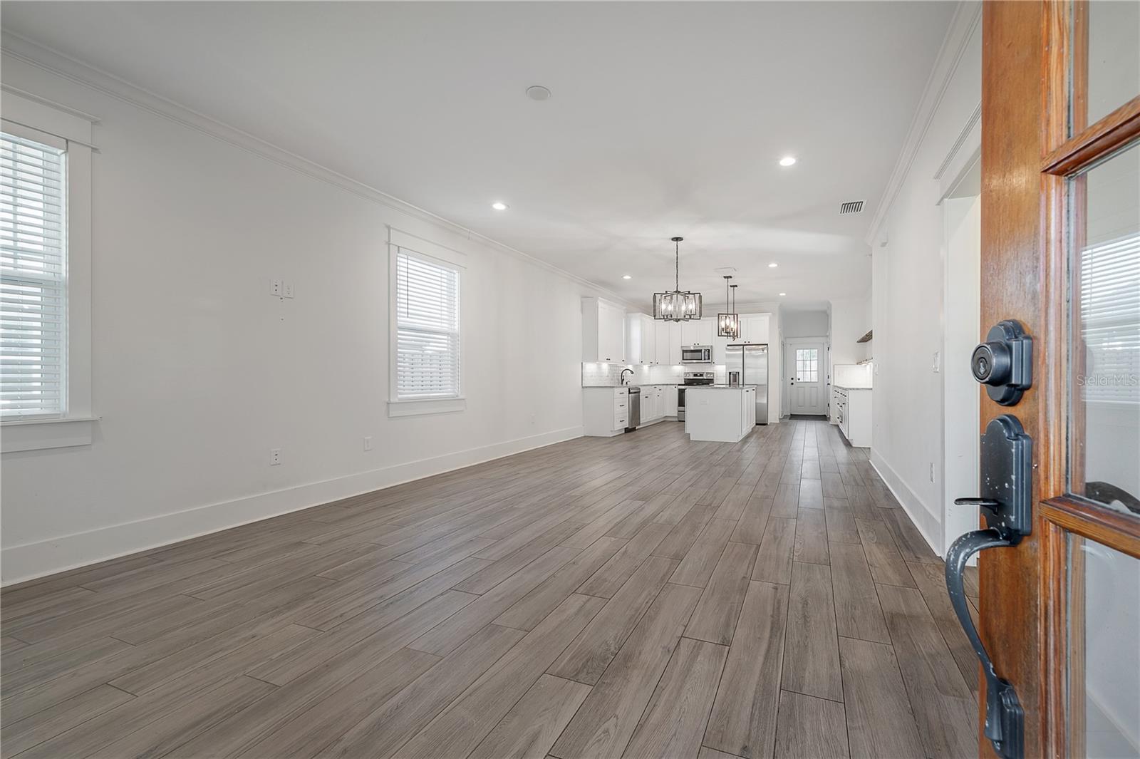 6917 N CENTRAL AVE, TAMPA, FL, 33604