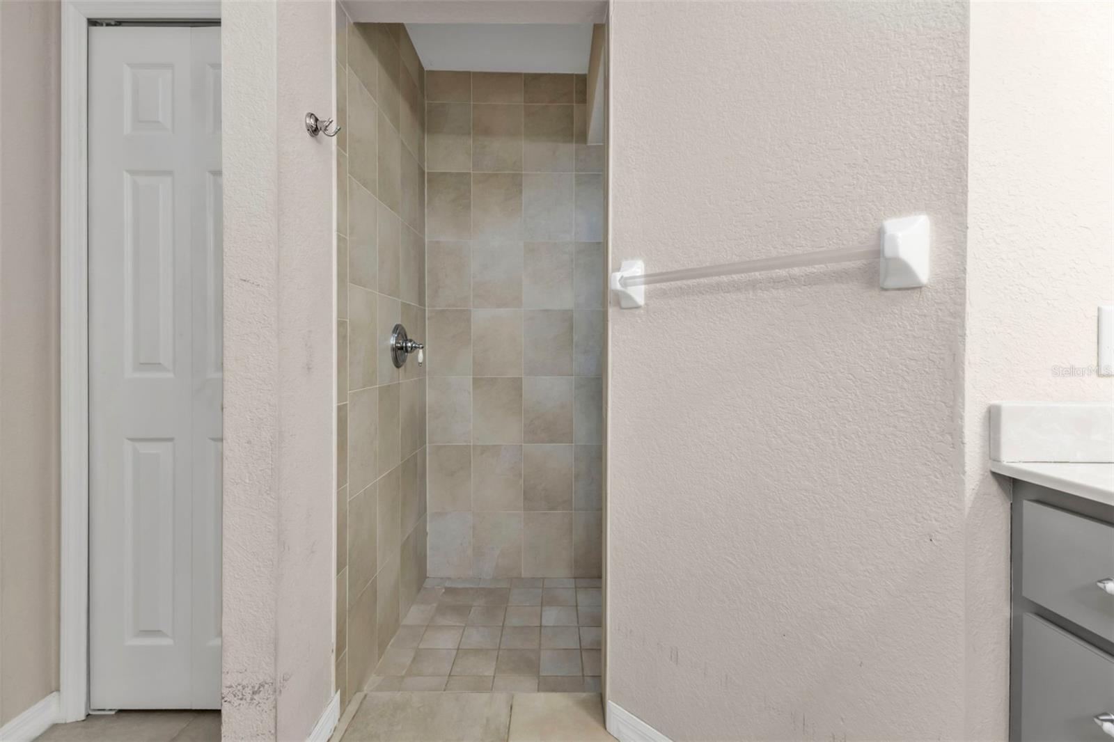 18514 GOODMAN CIR, PORT CHARLOTTE, FL, 33948