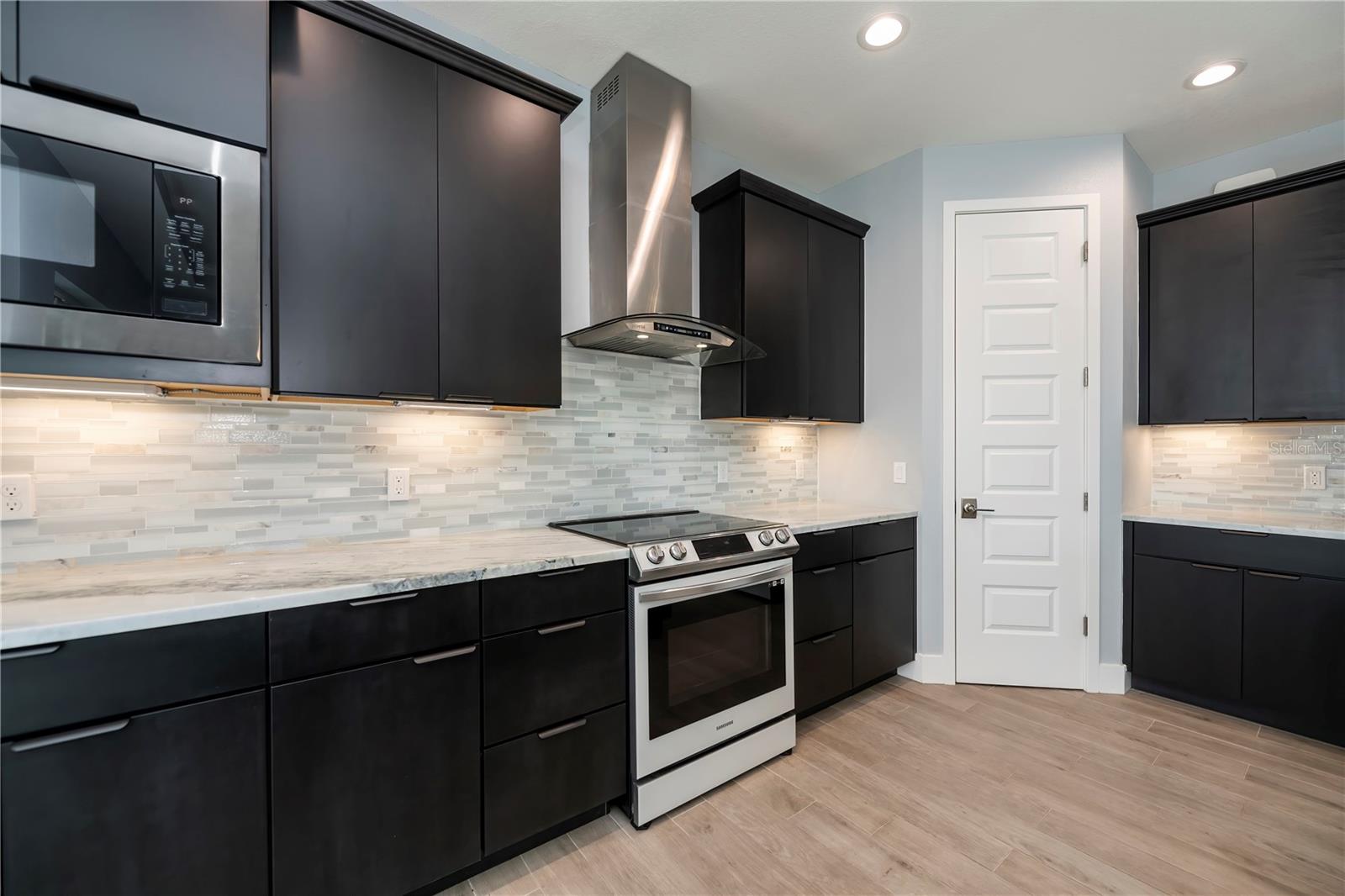 1131 BOUNDARY BLVD, ROTONDA WEST, FL, 33947