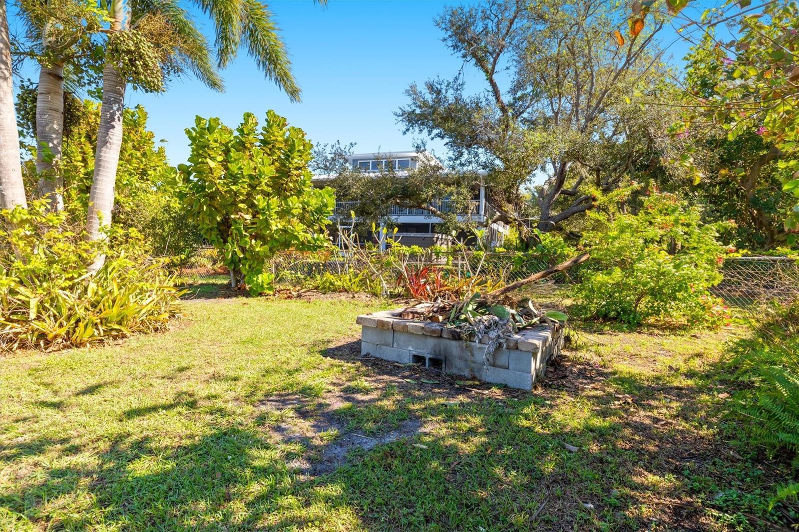 1751 HUNTER CREEK DR, PUNTA GORDA, FL, 33982
