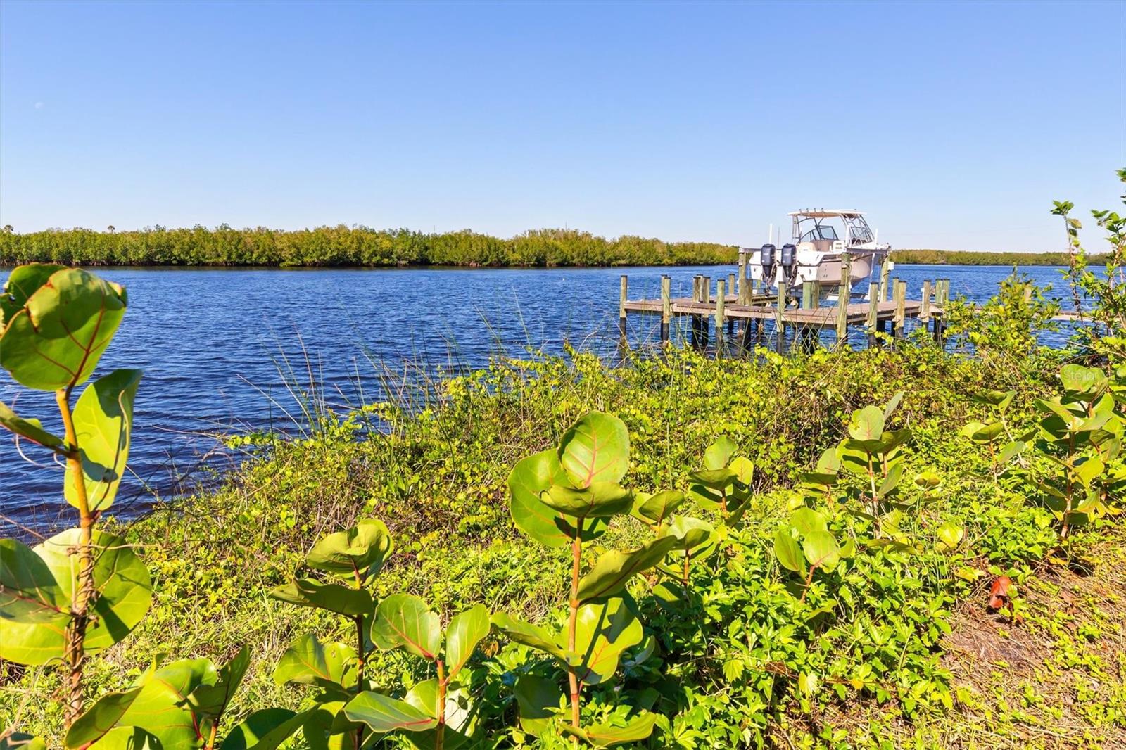 1751 HUNTER CREEK DR, PUNTA GORDA, FL, 33982