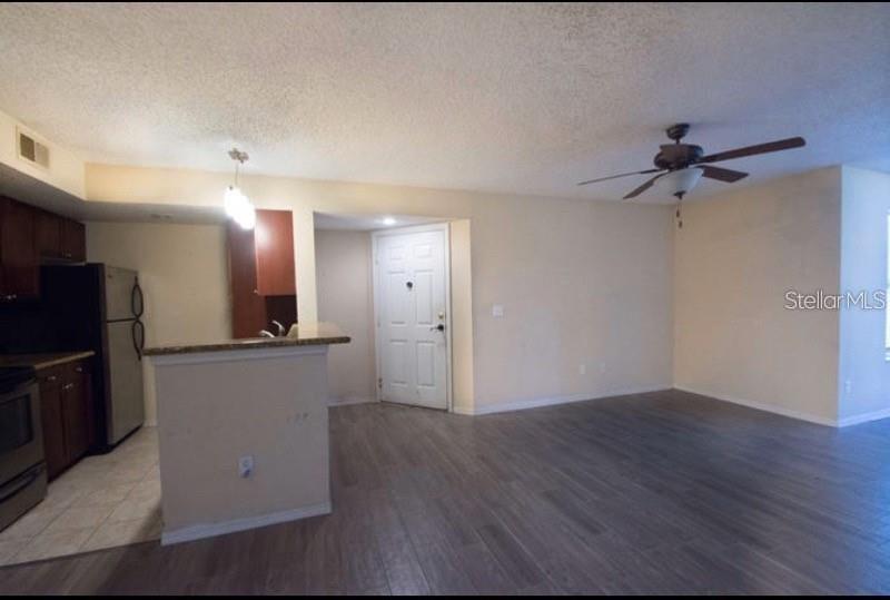 5112 CONROY RD #13, ORLANDO, FL, 32811