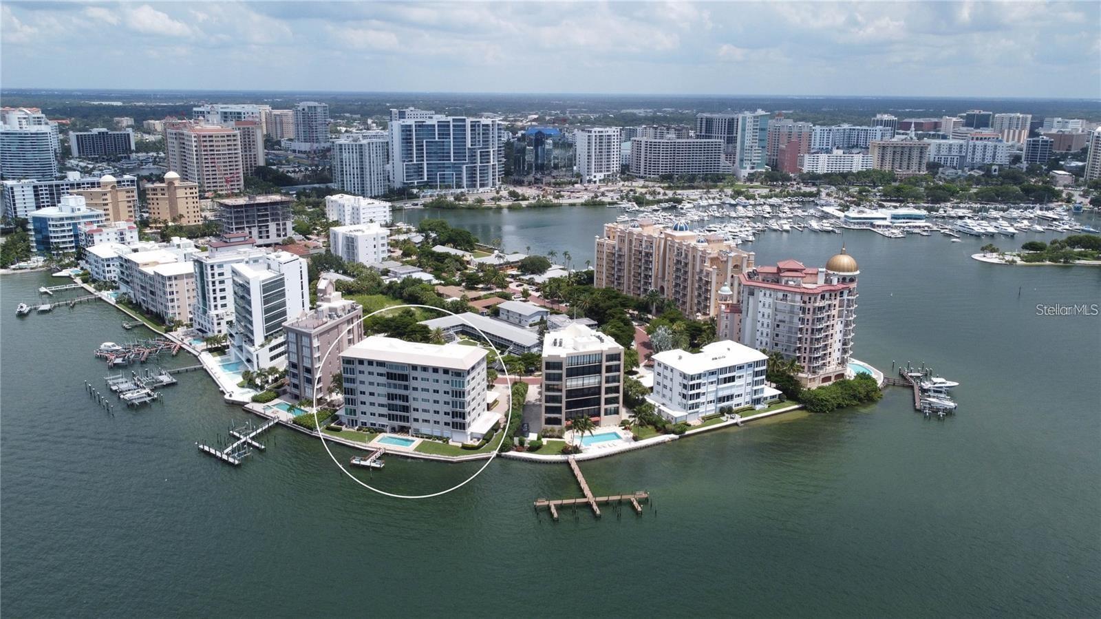 350 GOLDEN GATE PT #61, SARASOTA, FL, 34236