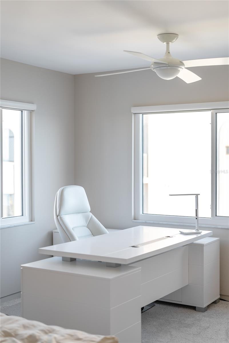 350 GOLDEN GATE PT #61, SARASOTA, FL, 34236