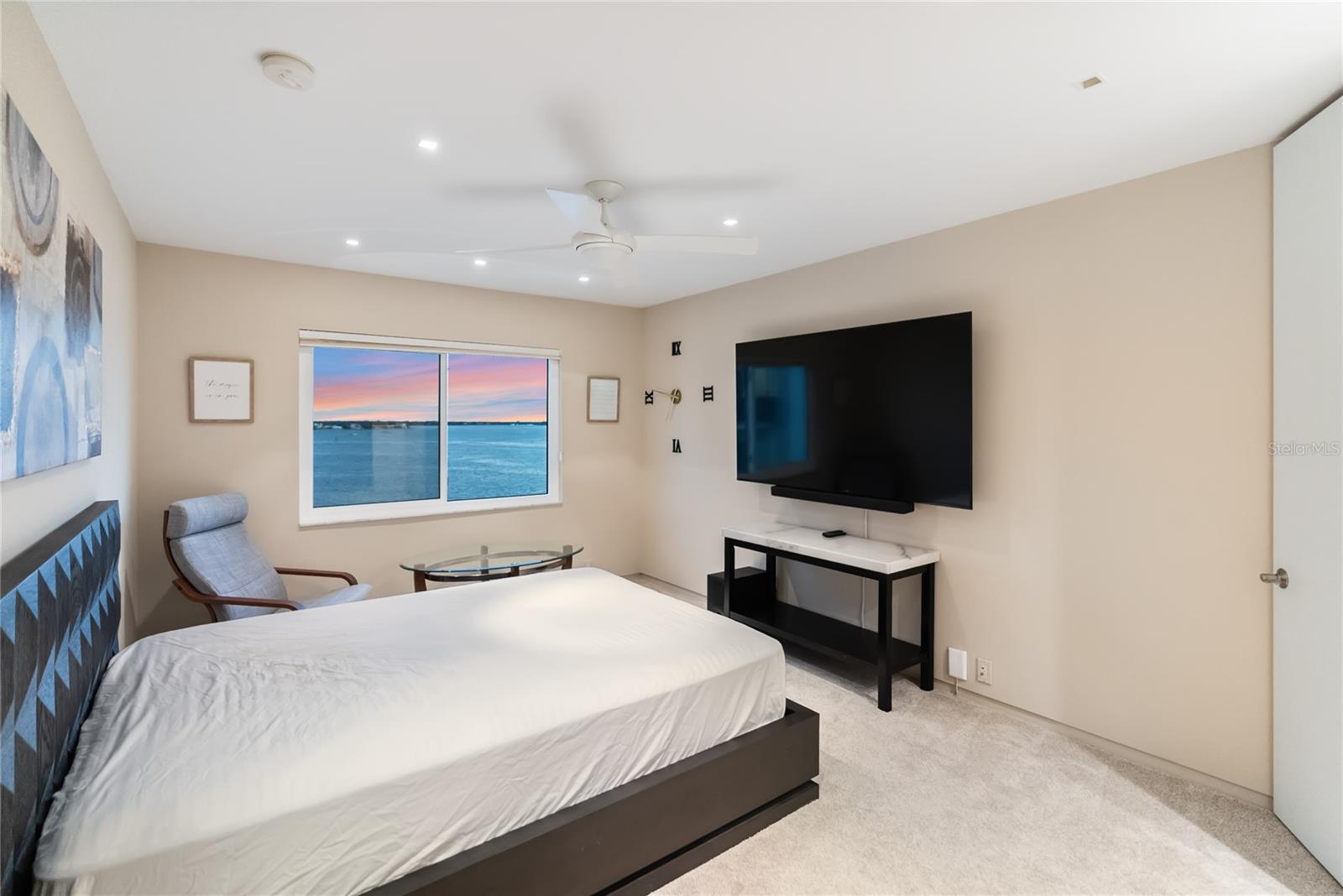 350 GOLDEN GATE PT #61, SARASOTA, FL, 34236