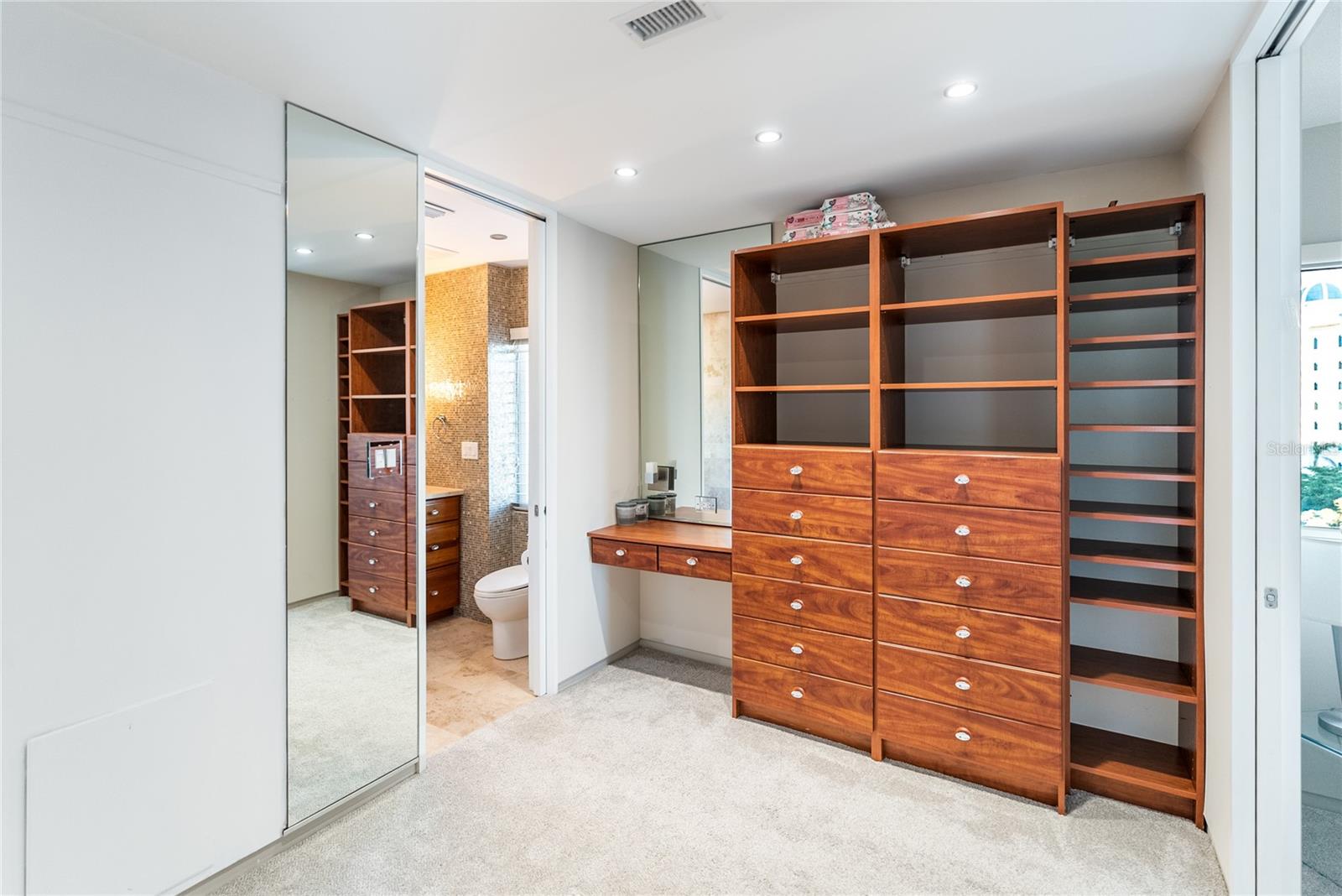 350 GOLDEN GATE PT #61, SARASOTA, FL, 34236