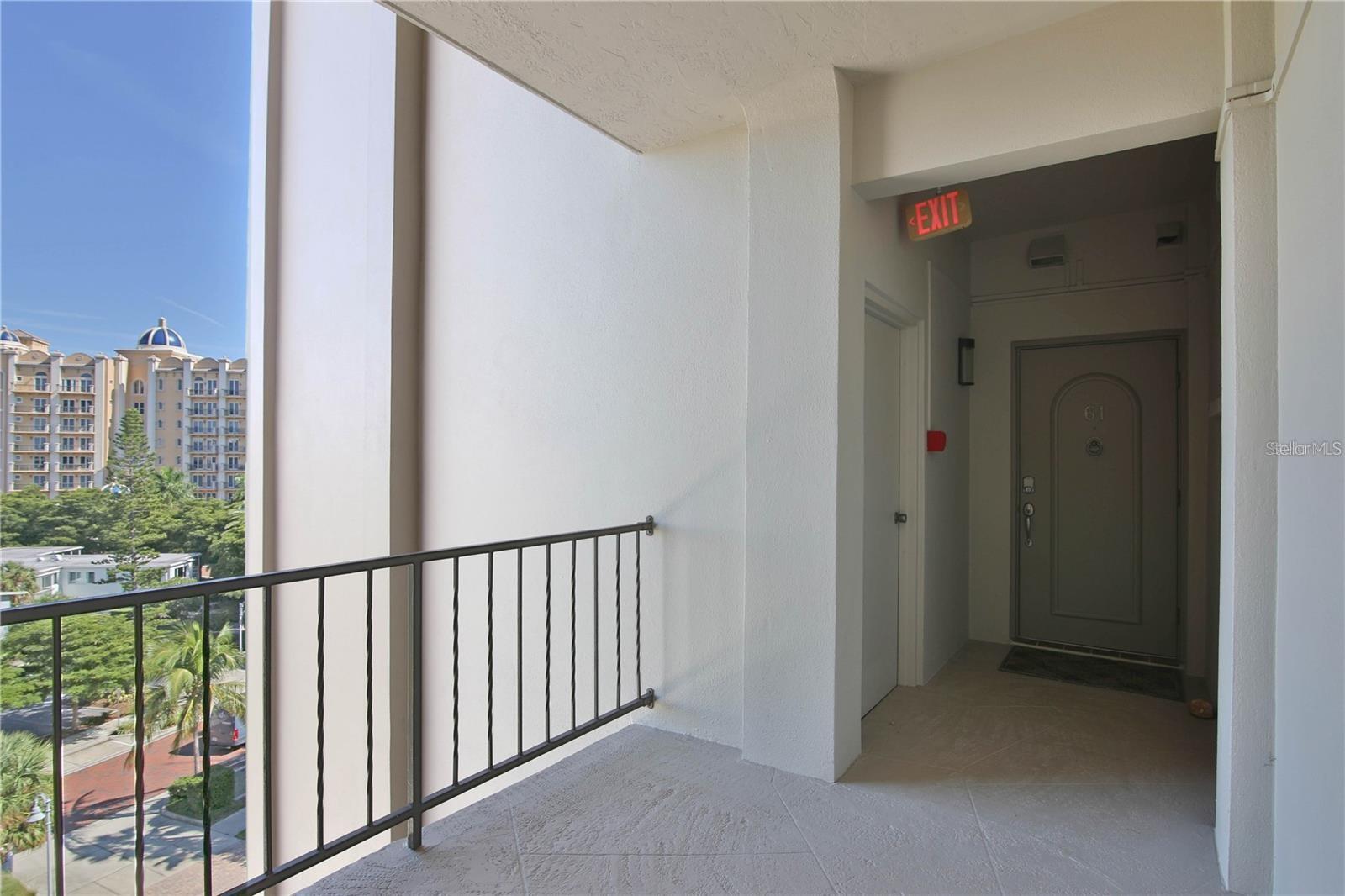 350 GOLDEN GATE PT #61, SARASOTA, FL, 34236