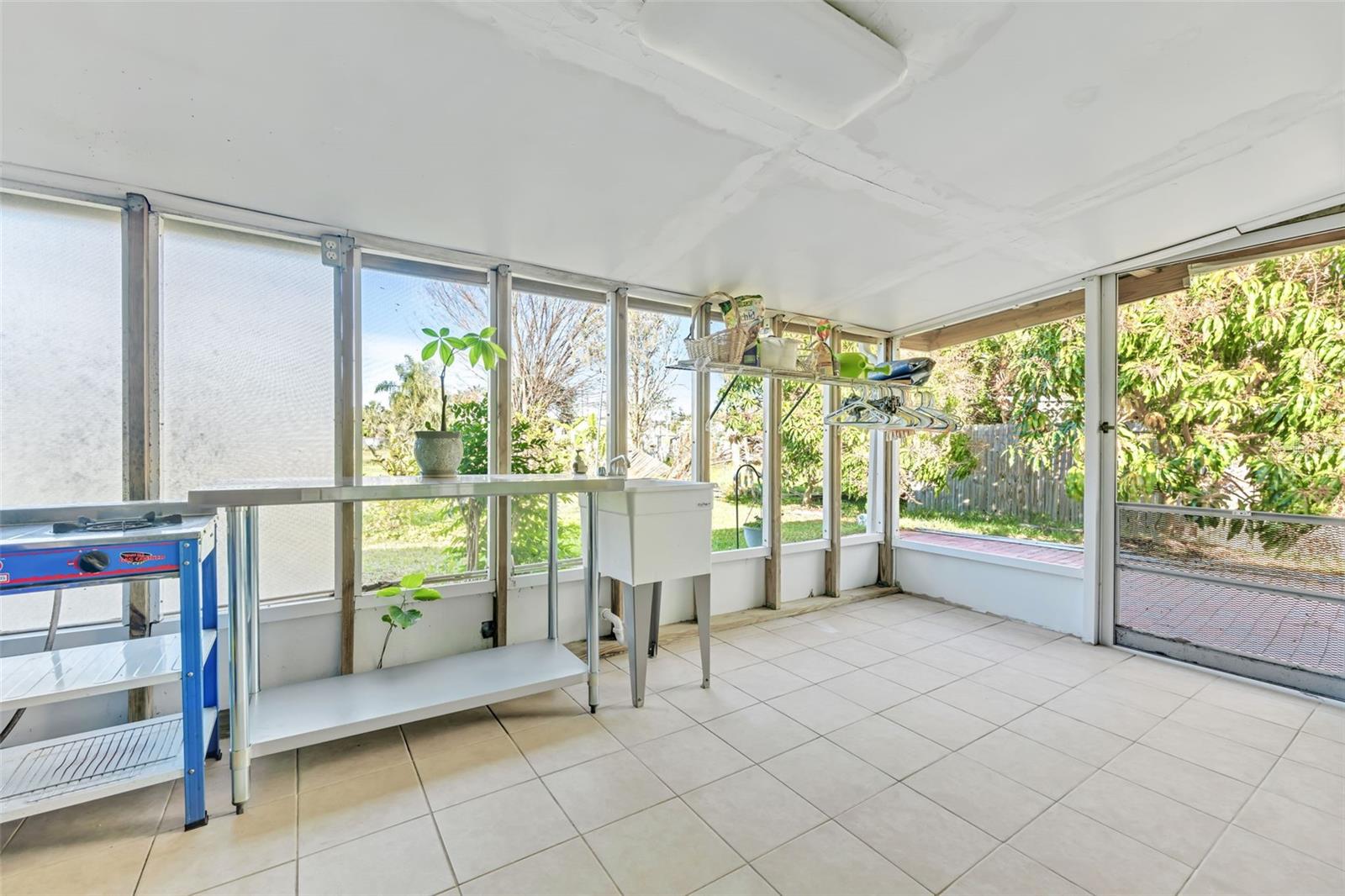607 2ND AVE NW, RUSKIN, FL, 33570