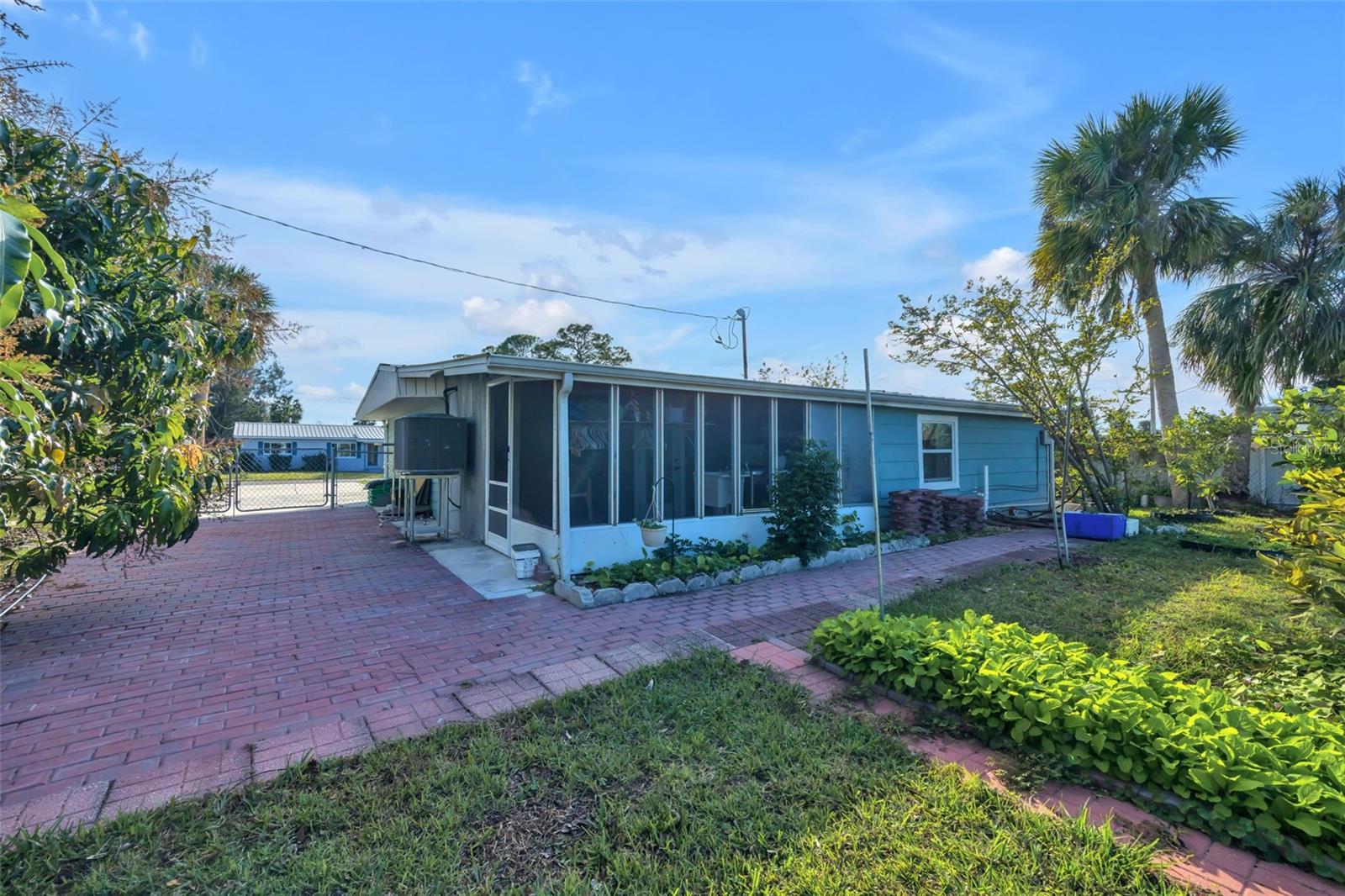 607 2ND AVE NW, RUSKIN, FL, 33570