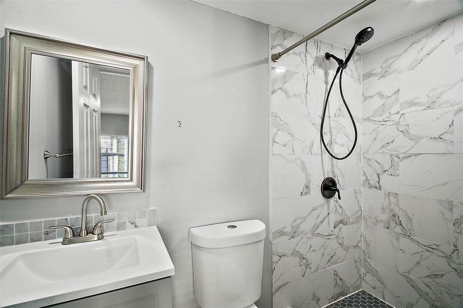 105 W STEVENS AVE, EUSTIS, FL, 32726