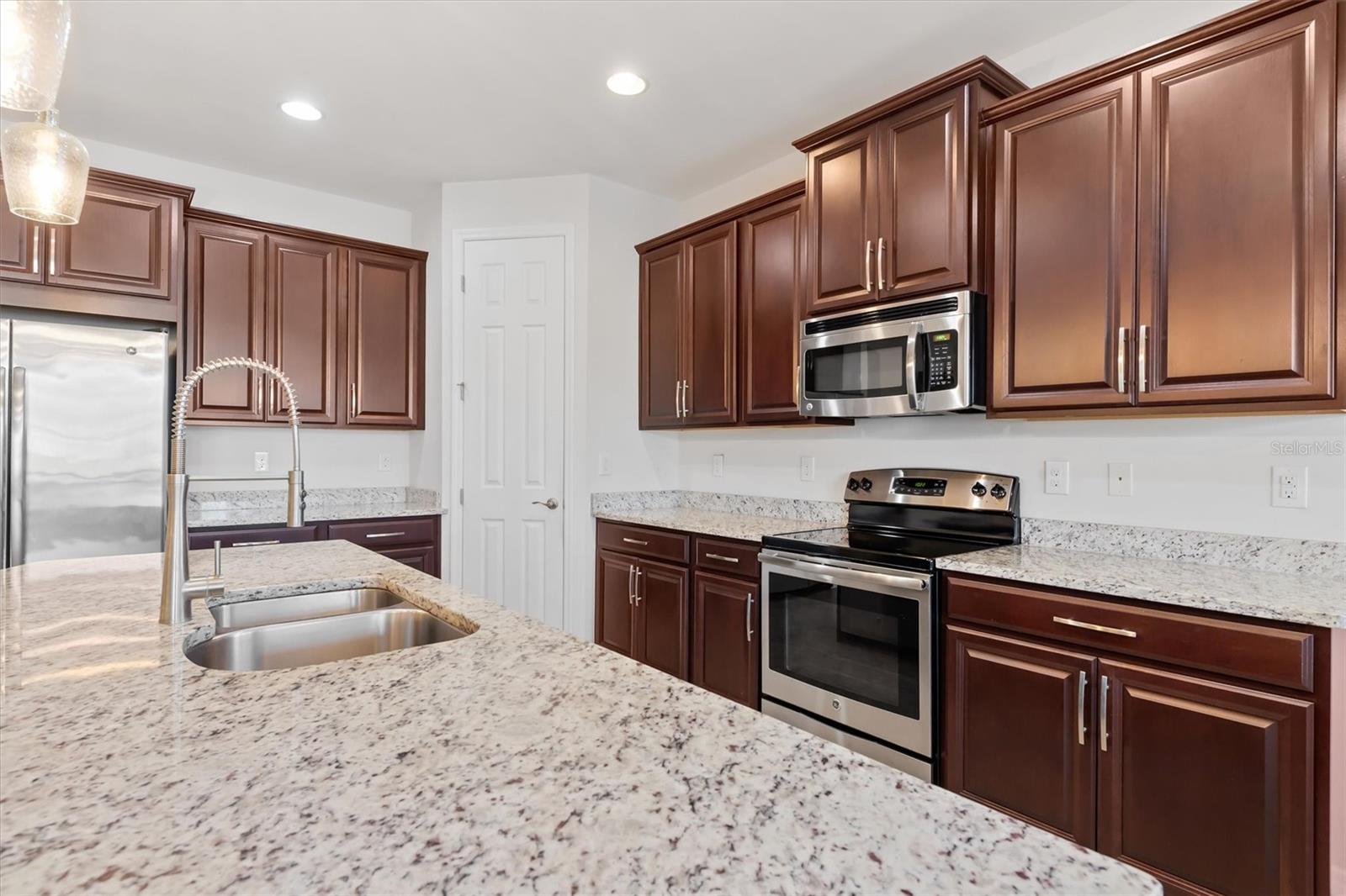8882 PEREGRINE WAY, NORTH PORT, FL, 34287