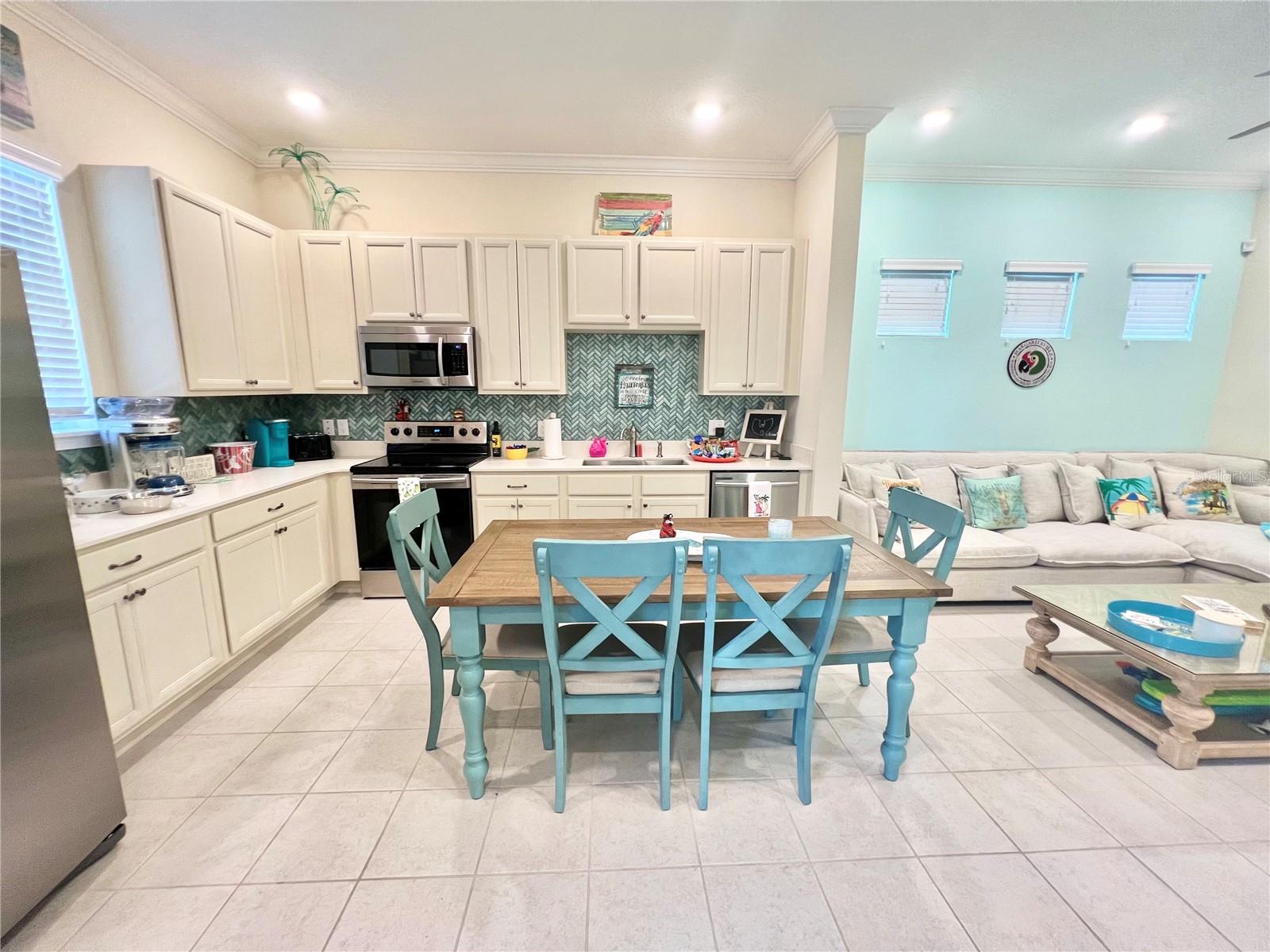 8036 SURF ST, KISSIMMEE, FL, 34747