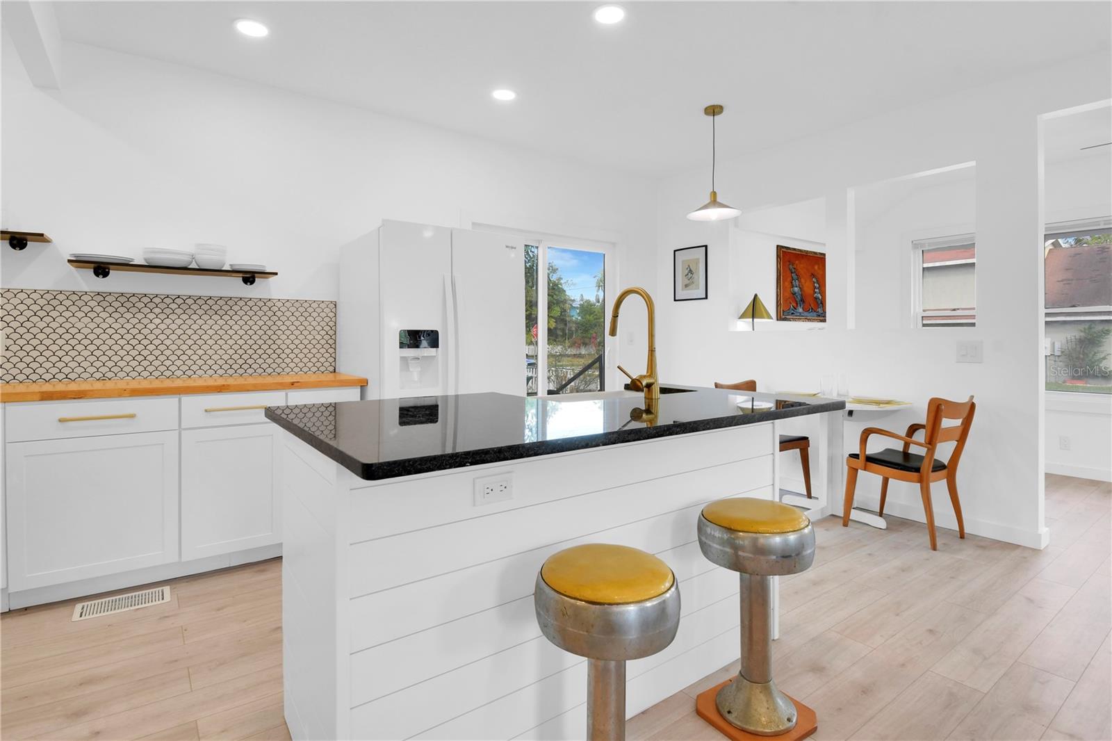 708 22ND ST W, BRADENTON, FL, 34205