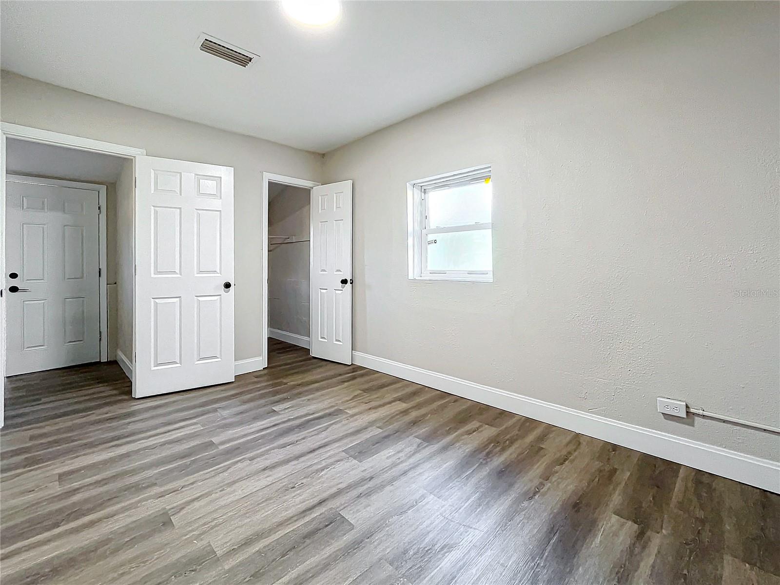 2557 17TH AVE S, ST PETERSBURG, FL, 33712