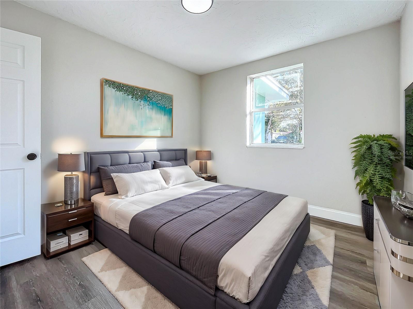 2557 17TH AVE S, ST PETERSBURG, FL, 33712