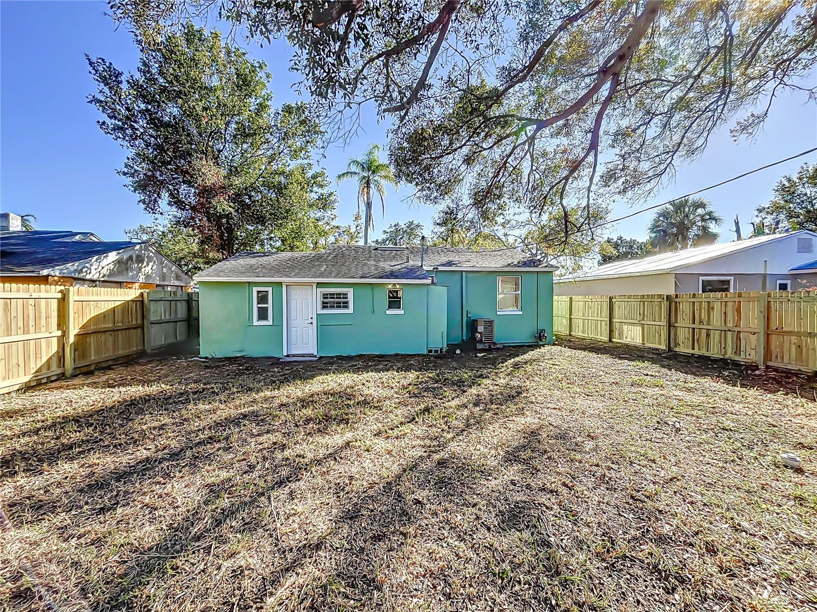 2557 17TH AVE S, ST PETERSBURG, FL, 33712