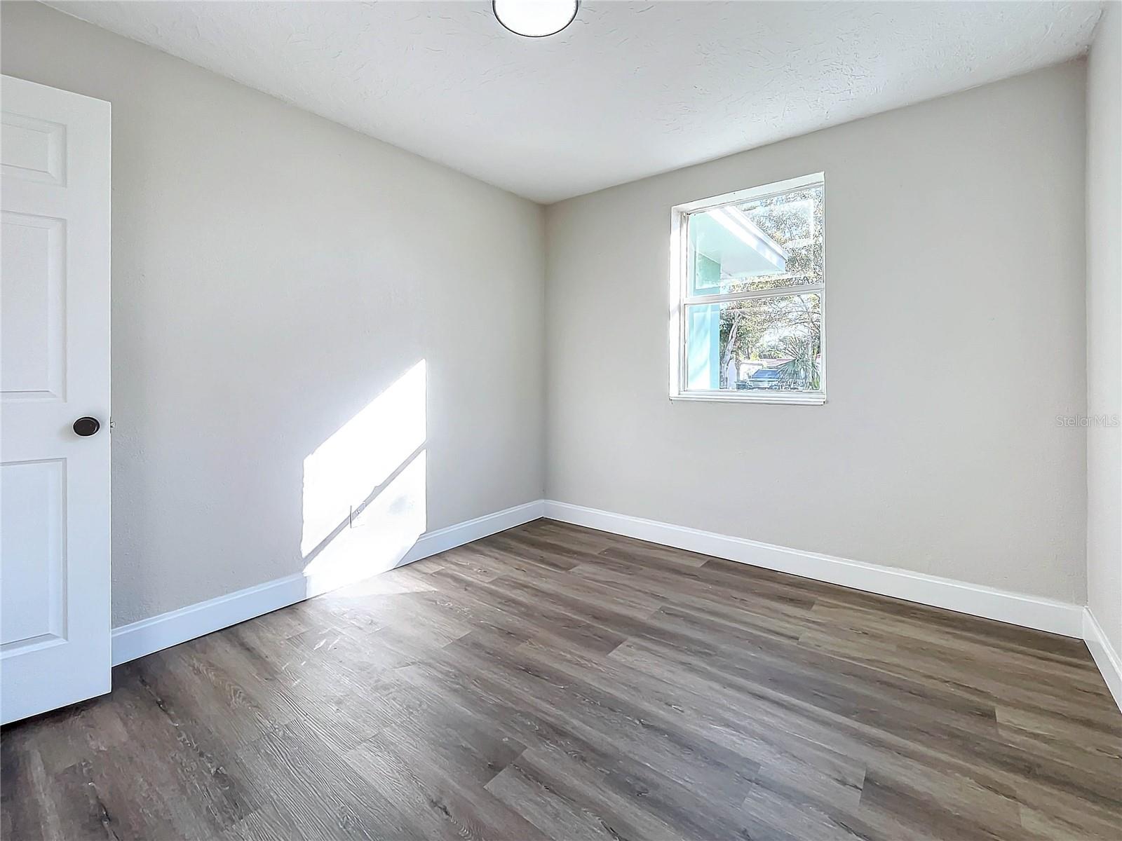 2557 17TH AVE S, ST PETERSBURG, FL, 33712