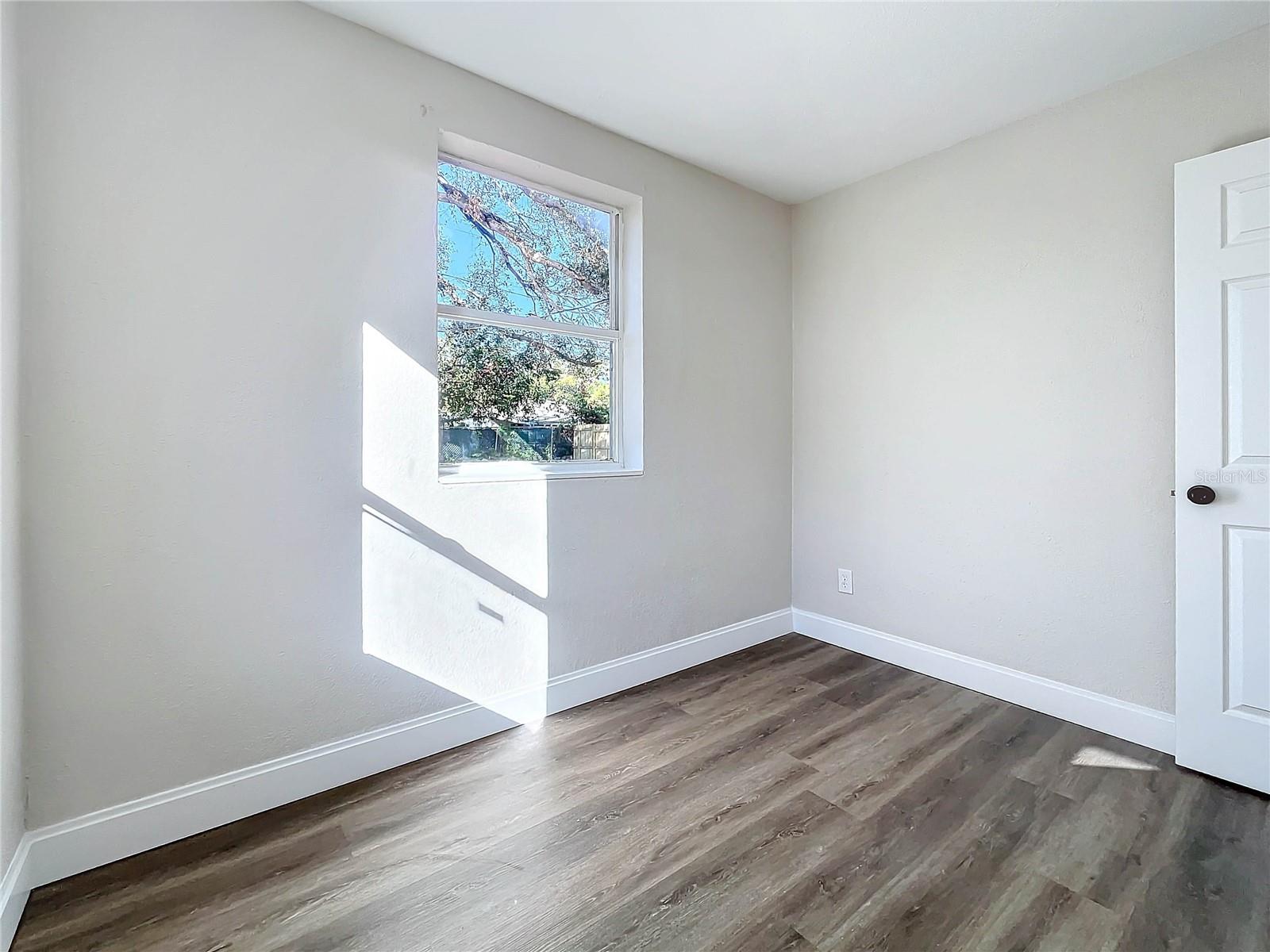 2557 17TH AVE S, ST PETERSBURG, FL, 33712