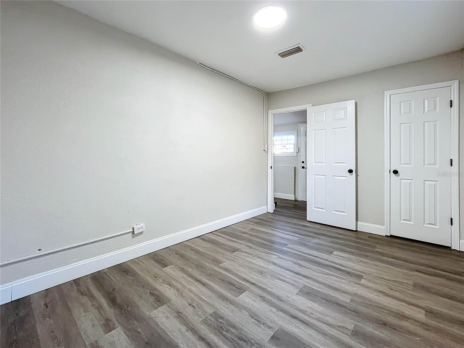 2557 17TH AVE S, ST PETERSBURG, FL, 33712