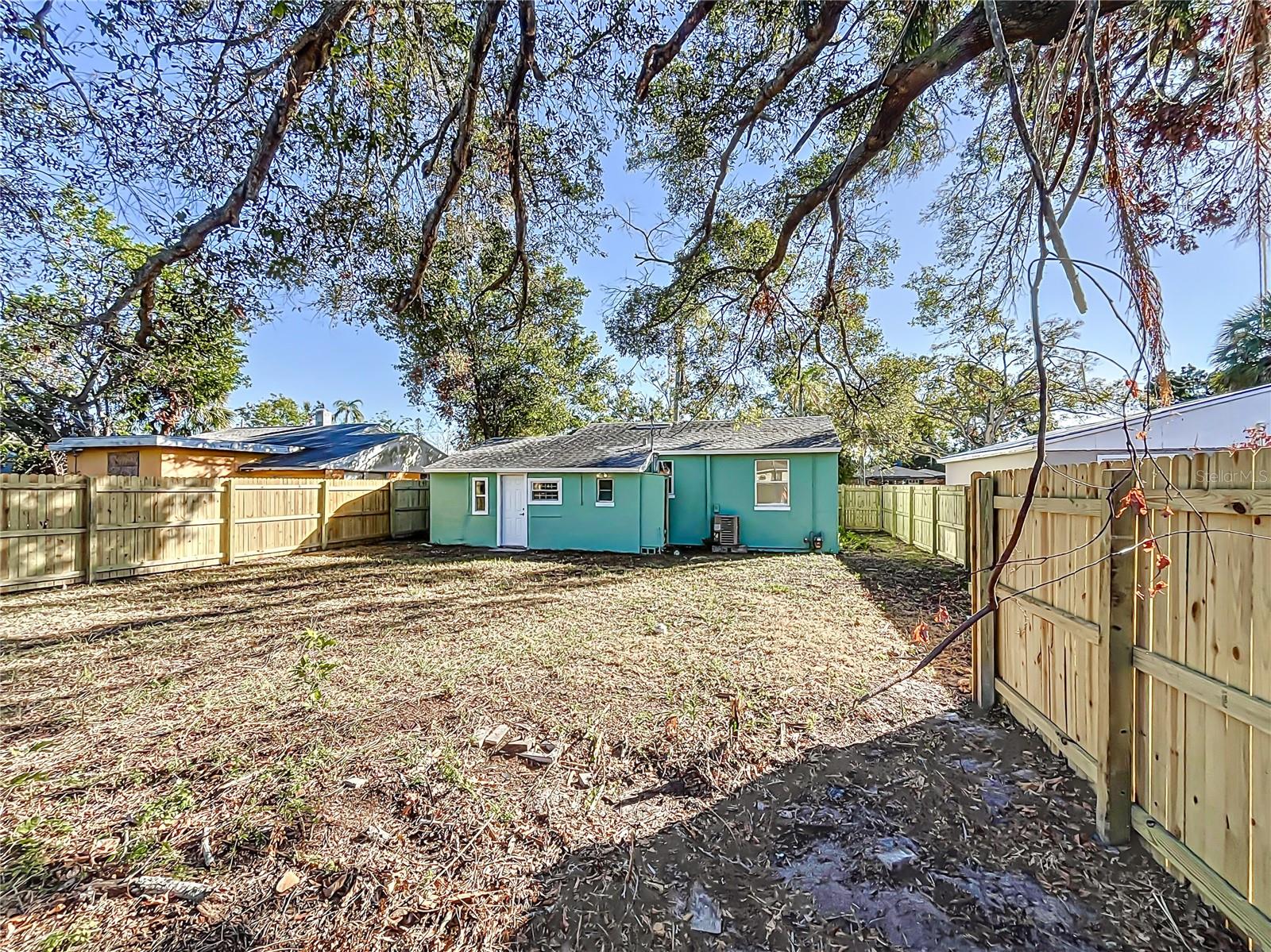 2557 17TH AVE S, ST PETERSBURG, FL, 33712