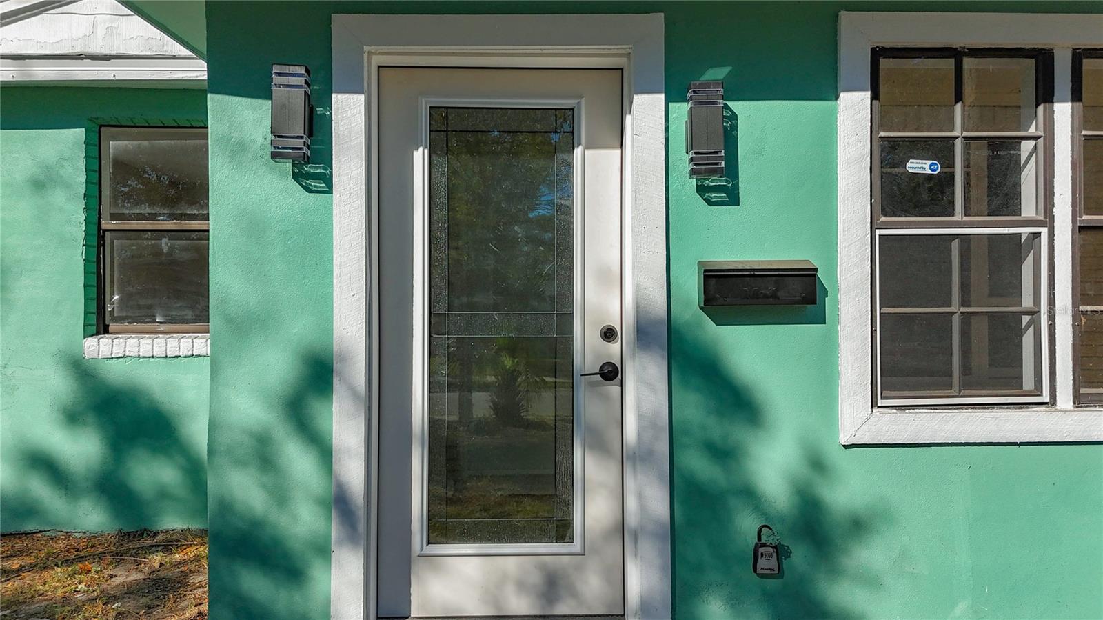 2557 17TH AVE S, ST PETERSBURG, FL, 33712