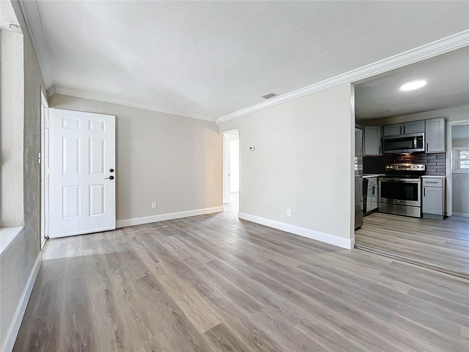 2557 17TH AVE S, ST PETERSBURG, FL, 33712