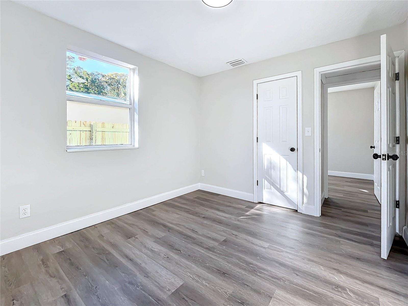 2557 17TH AVE S, ST PETERSBURG, FL, 33712