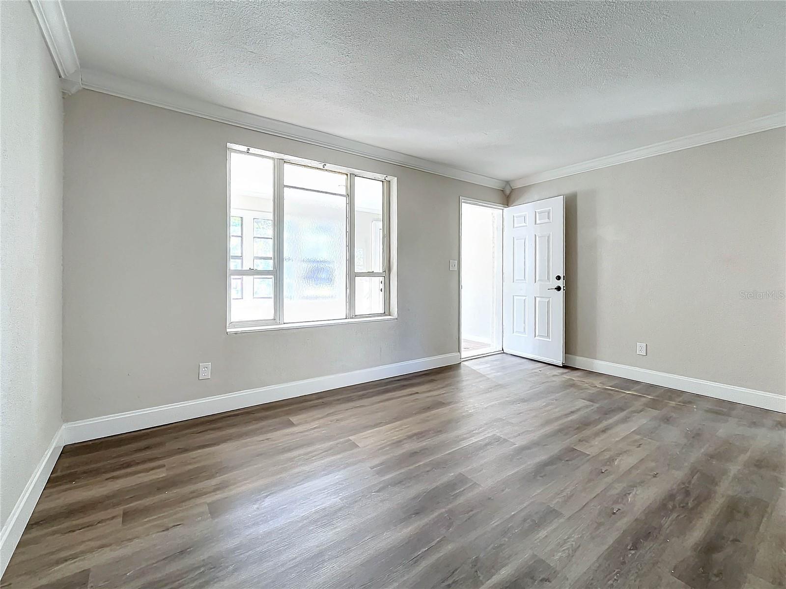 2557 17TH AVE S, ST PETERSBURG, FL, 33712