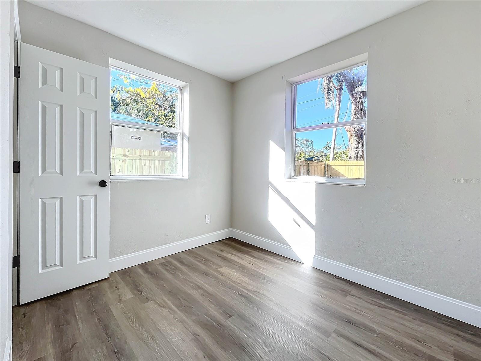 2557 17TH AVE S, ST PETERSBURG, FL, 33712