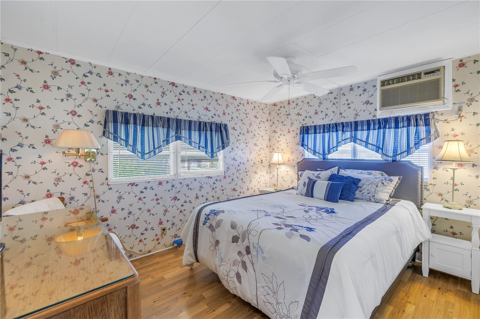 5245 FAIRFIELD AVE S, ST PETERSBURG, FL, 33707