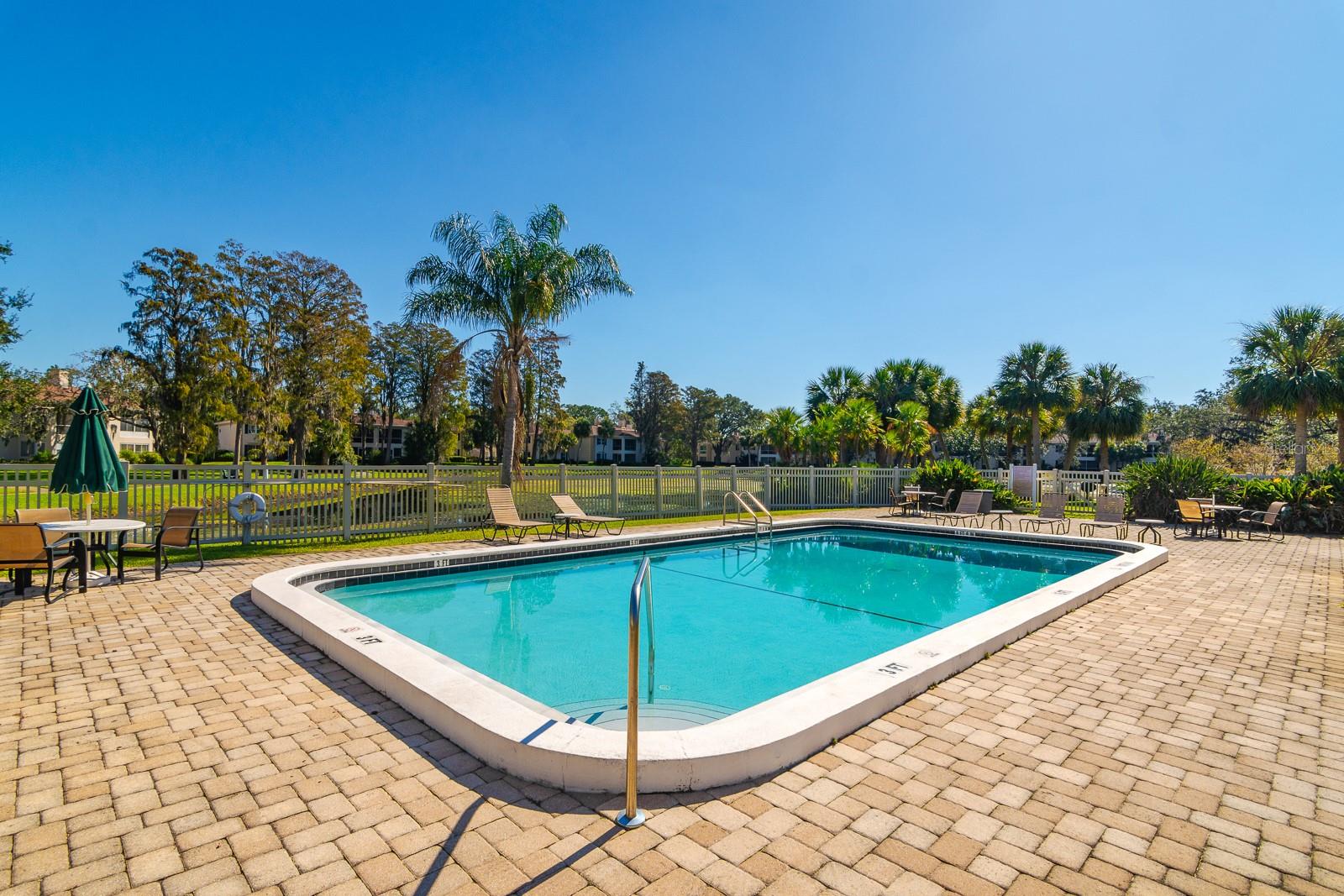 10396 CARROLLWOOD LN #27, TAMPA, FL, 33618
