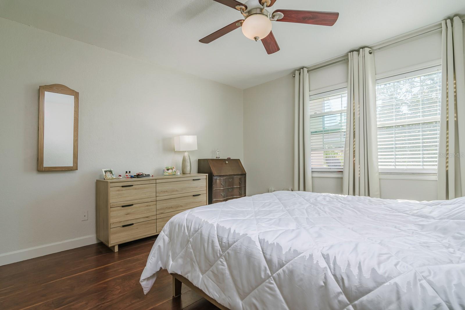 10396 CARROLLWOOD LN #27, TAMPA, FL, 33618