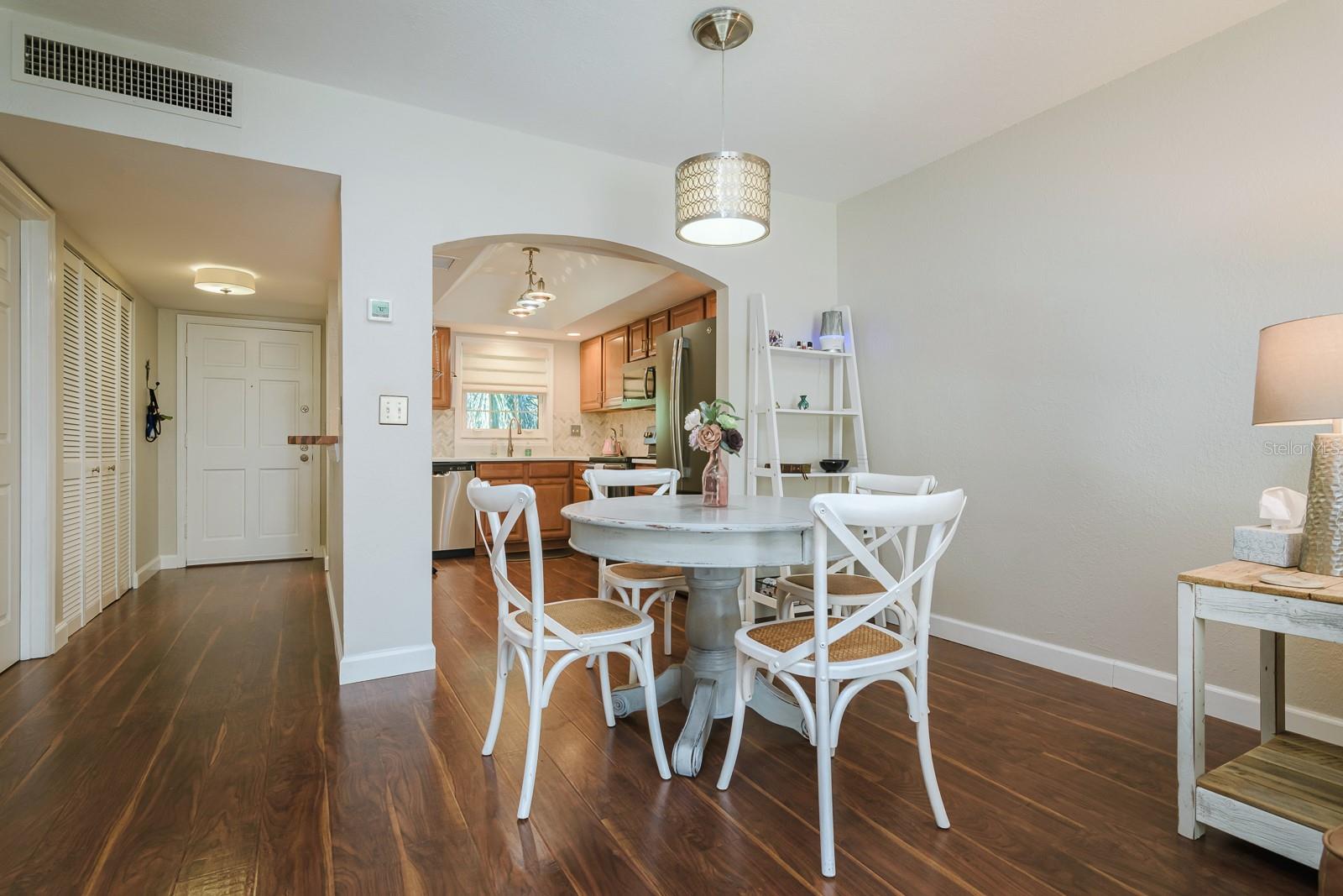 10396 CARROLLWOOD LN #27, TAMPA, FL, 33618