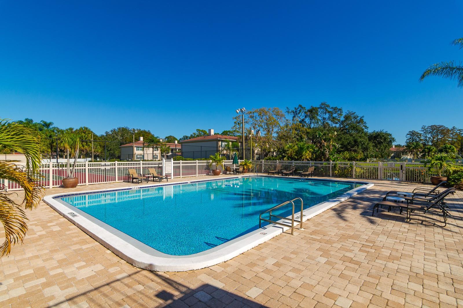 10396 CARROLLWOOD LN #27, TAMPA, FL, 33618
