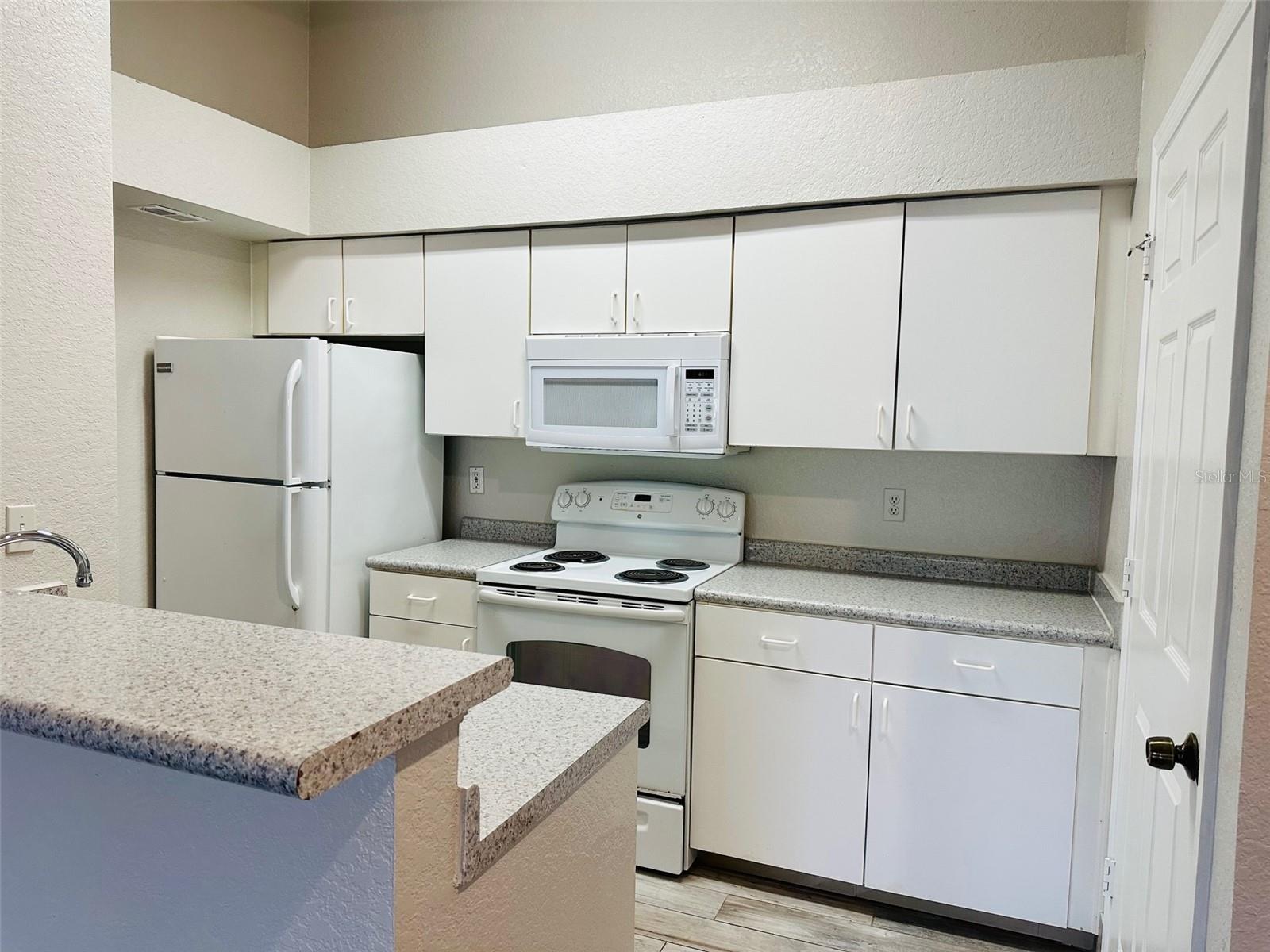 2214 METROPOLITAN WAY #210, ORLANDO, FL, 32839