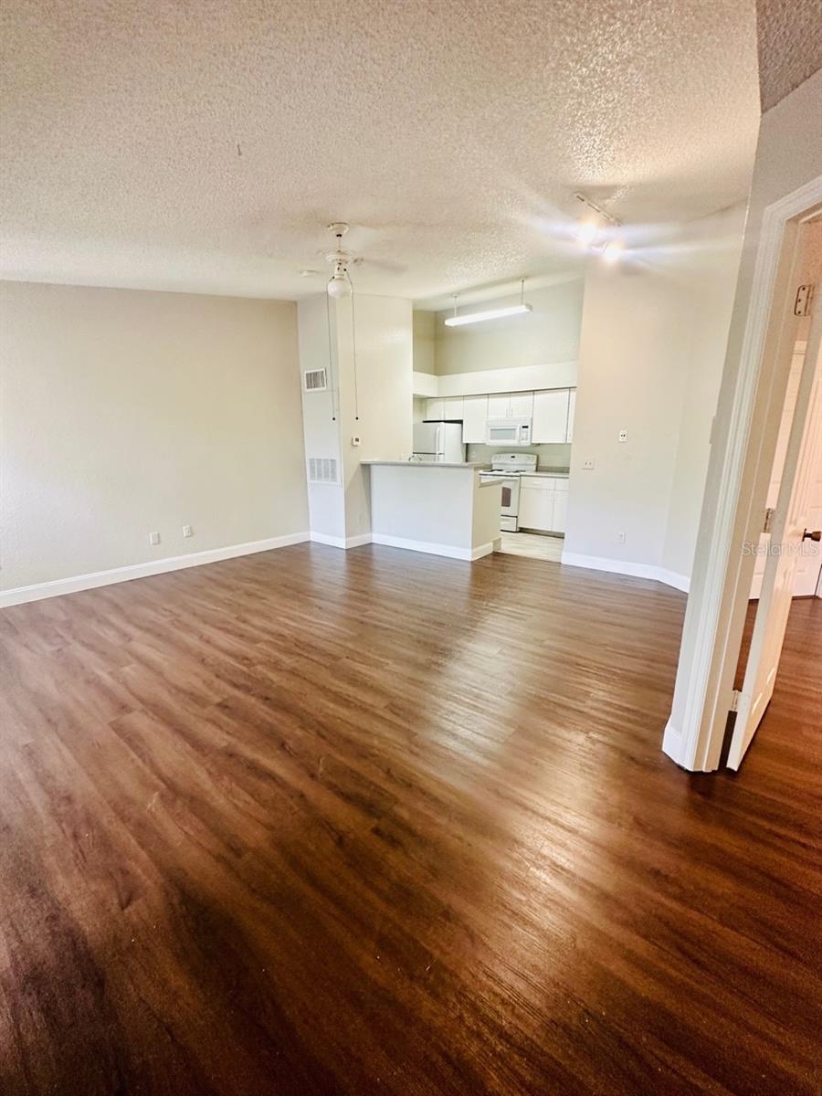 2214 METROPOLITAN WAY #210, ORLANDO, FL, 32839