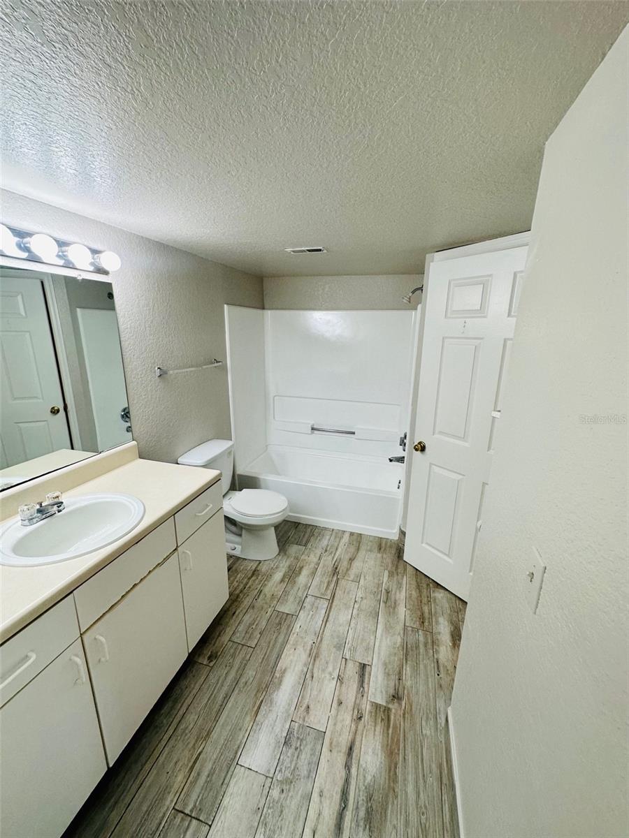 2214 METROPOLITAN WAY #210, ORLANDO, FL, 32839