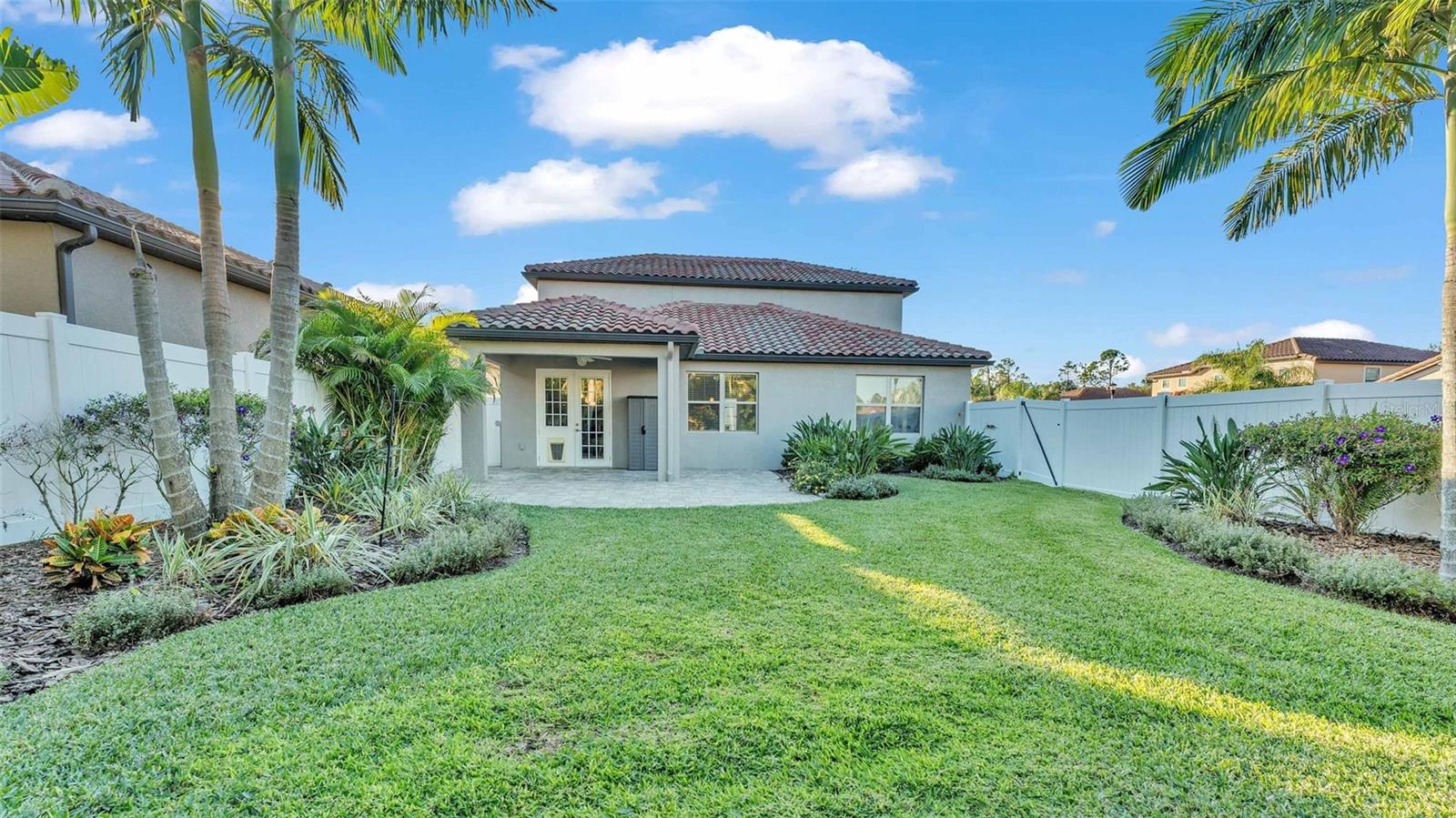 2325 BELLA LUNA CIR, LAKELAND, FL, 33810