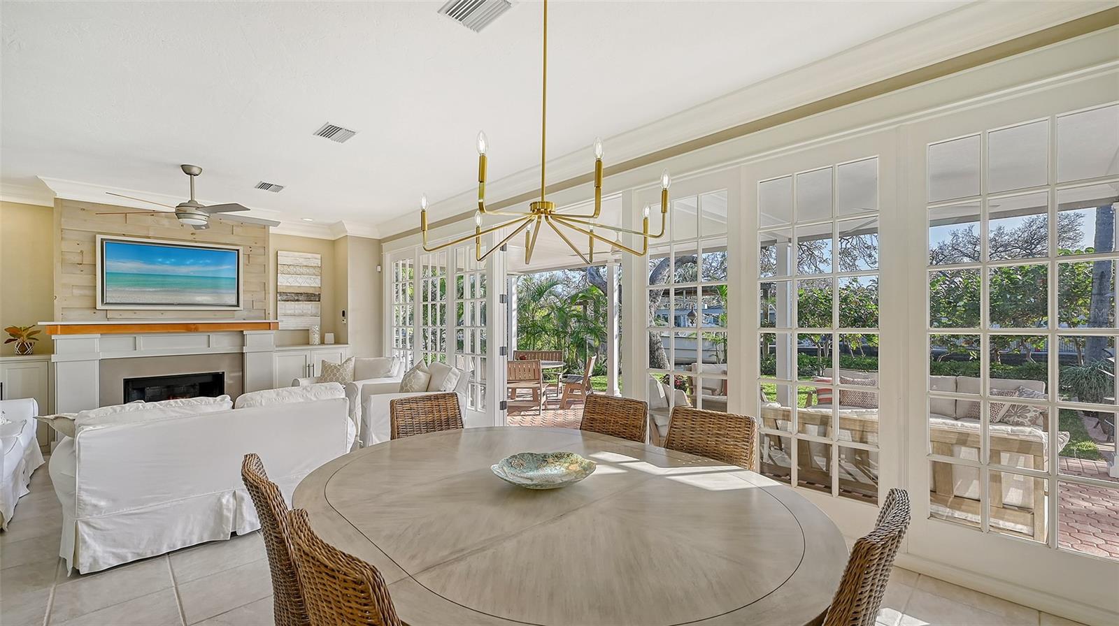 5165 SANDY COVE AVE, SIESTA KEY, FL, 34242