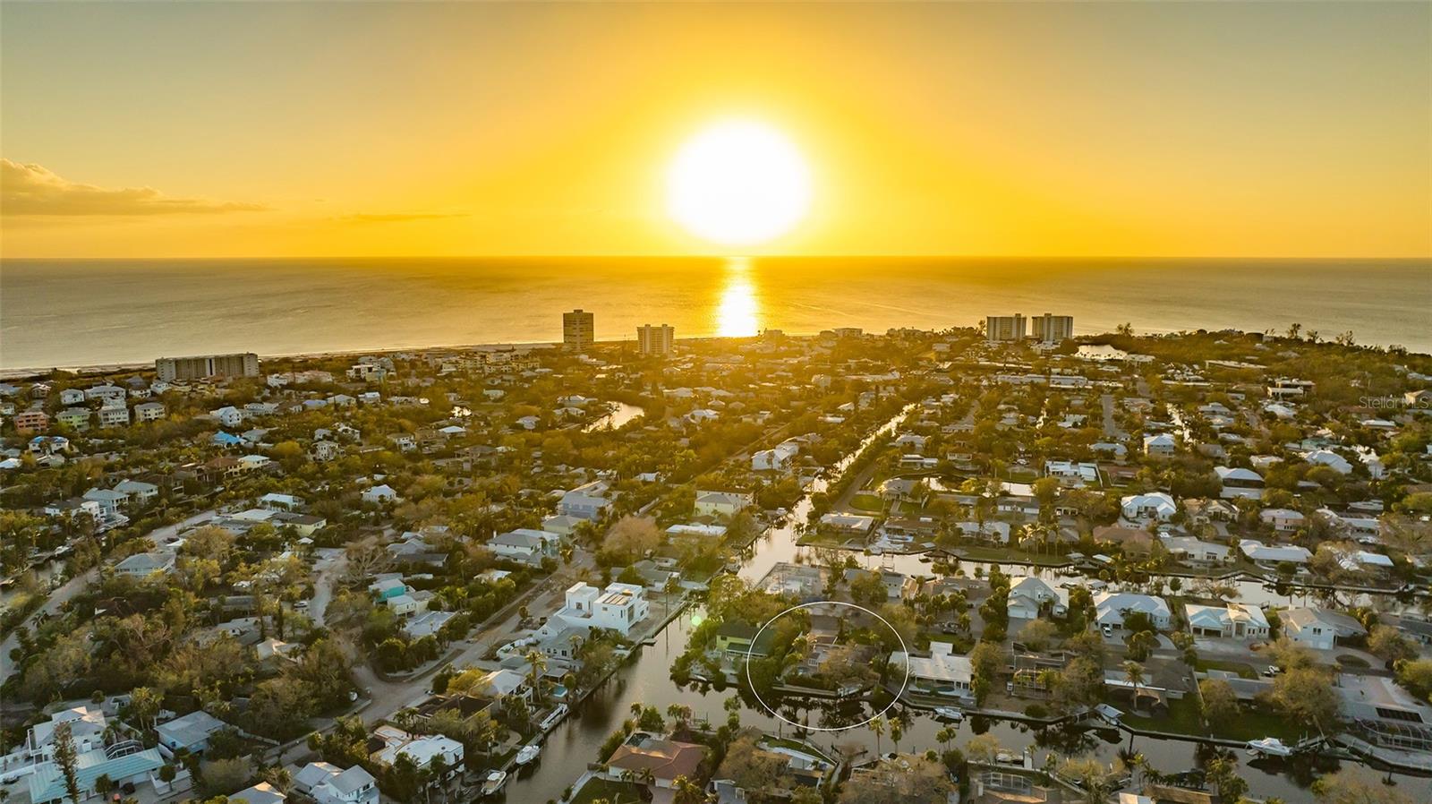 5165 SANDY COVE AVE, SIESTA KEY, FL, 34242