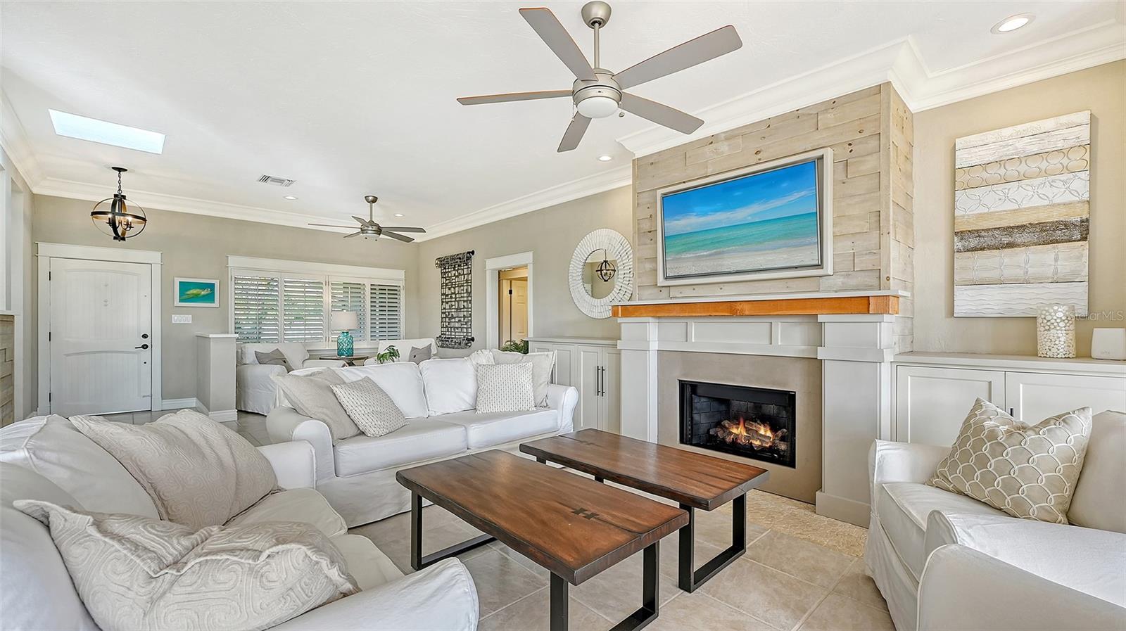 5165 SANDY COVE AVE, SIESTA KEY, FL, 34242