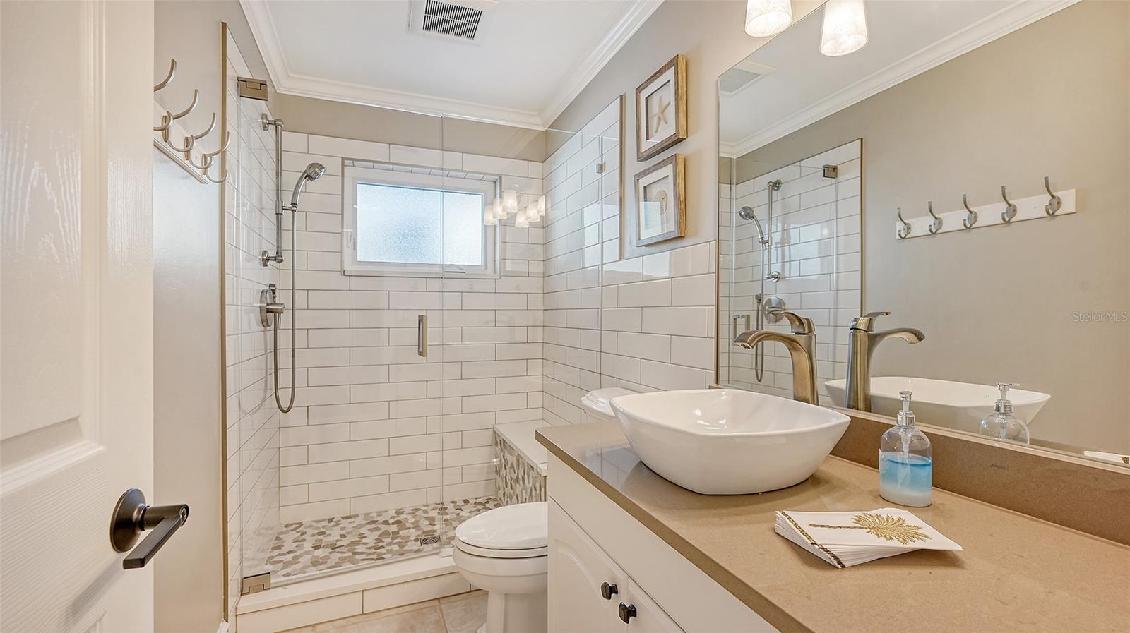 5165 SANDY COVE AVE, SIESTA KEY, FL, 34242