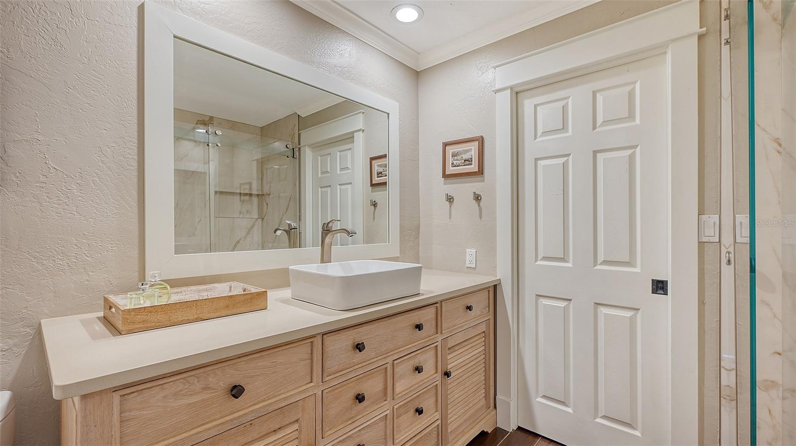 5165 SANDY COVE AVE, SIESTA KEY, FL, 34242