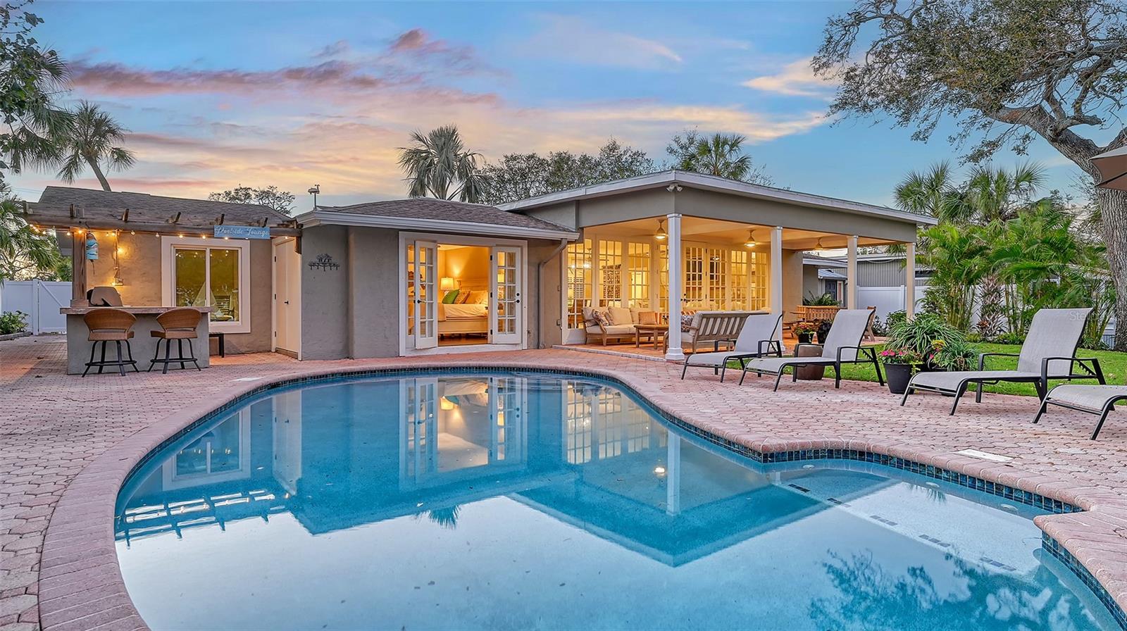 5165 SANDY COVE AVE, SIESTA KEY, FL, 34242