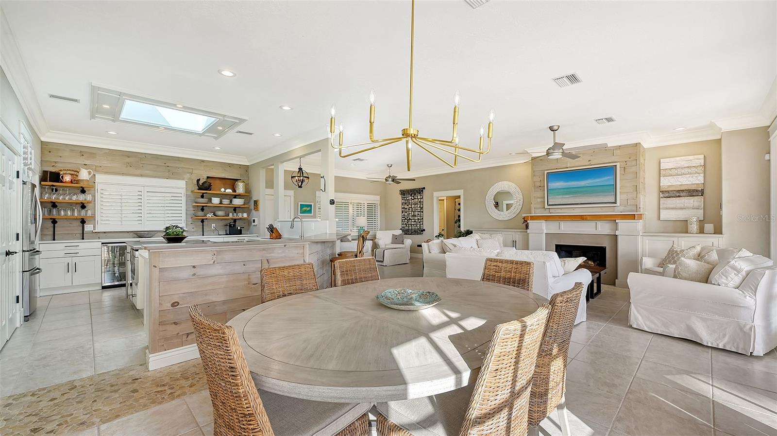 5165 SANDY COVE AVE, SIESTA KEY, FL, 34242