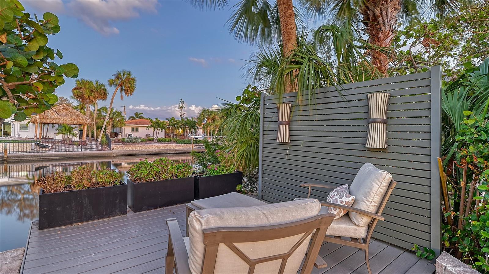 5165 SANDY COVE AVE, SIESTA KEY, FL, 34242