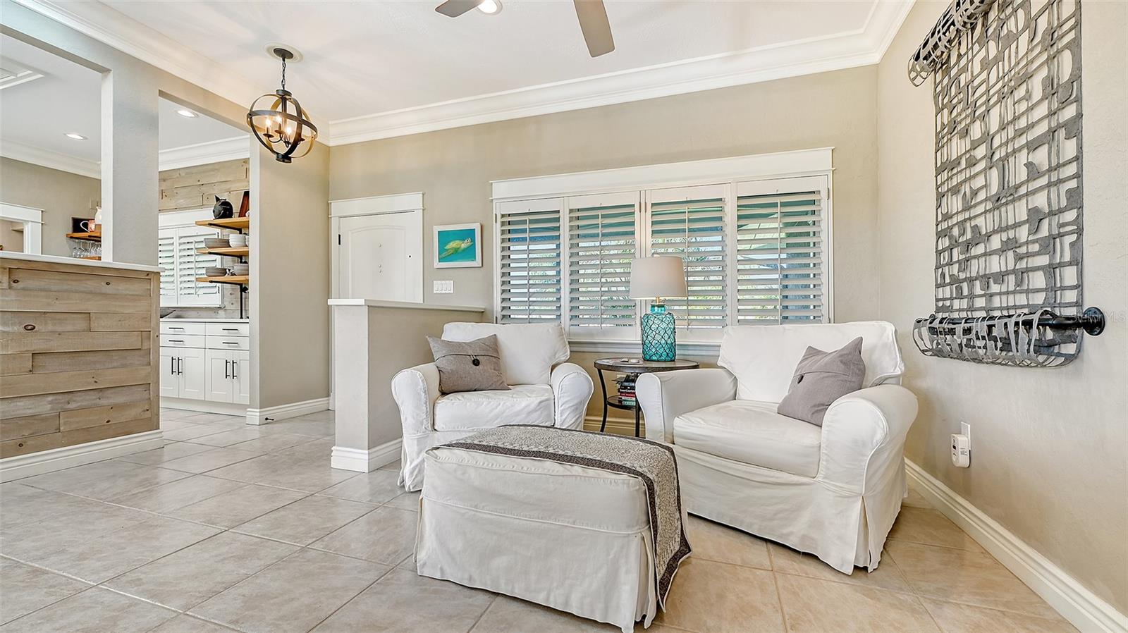 5165 SANDY COVE AVE, SIESTA KEY, FL, 34242