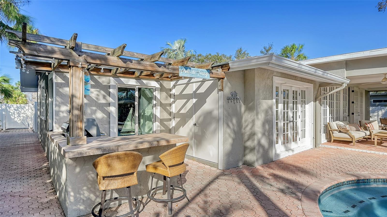 5165 SANDY COVE AVE, SIESTA KEY, FL, 34242